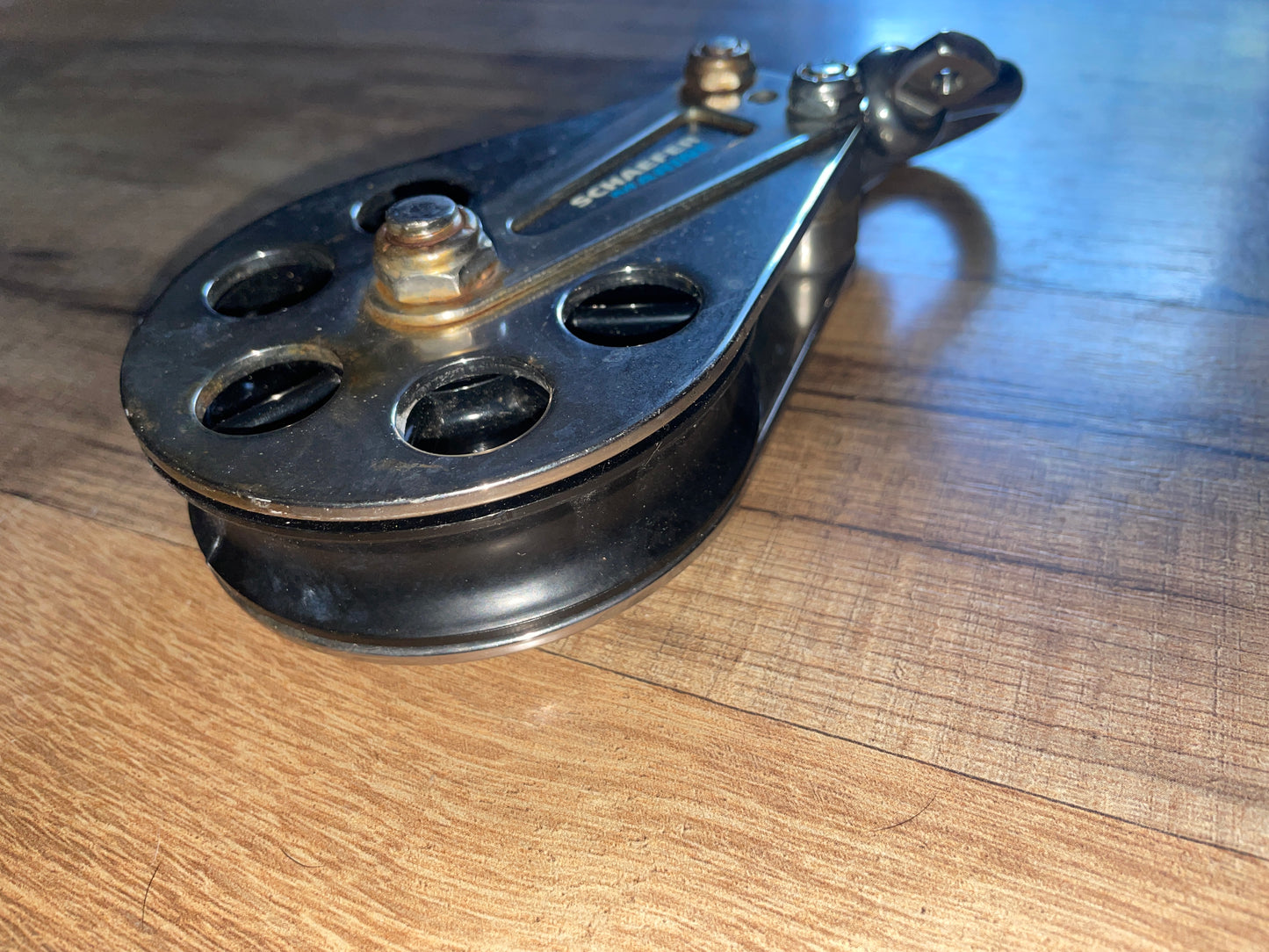 Large Schaefer 3 1/4” Sheave Single Swivel Block With Shackle - 9/16” Line