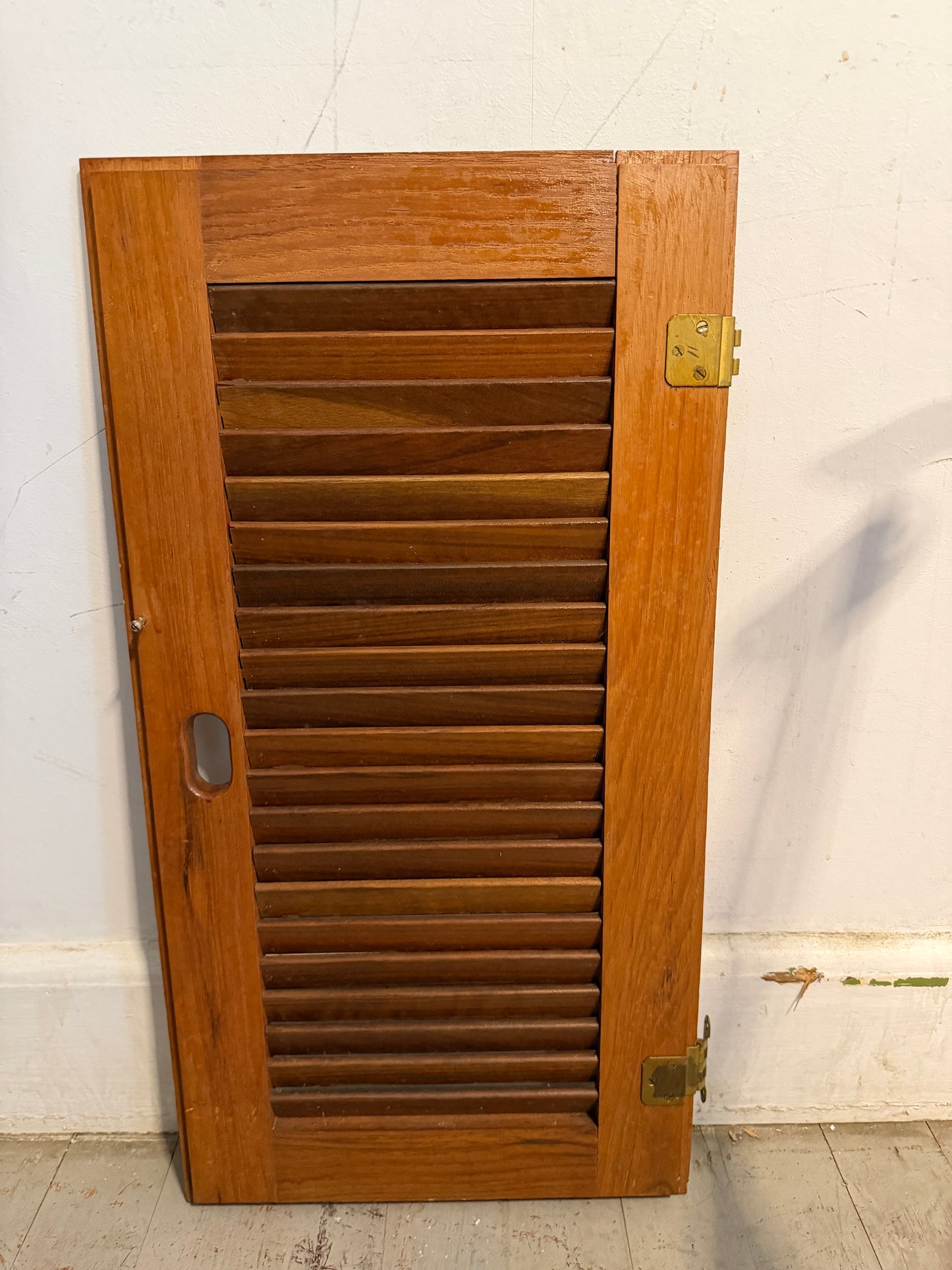 Downeaster 38 Interior Louvered Door - ID: 26 1/4" Tall x 13 1/2" Wide -- #343