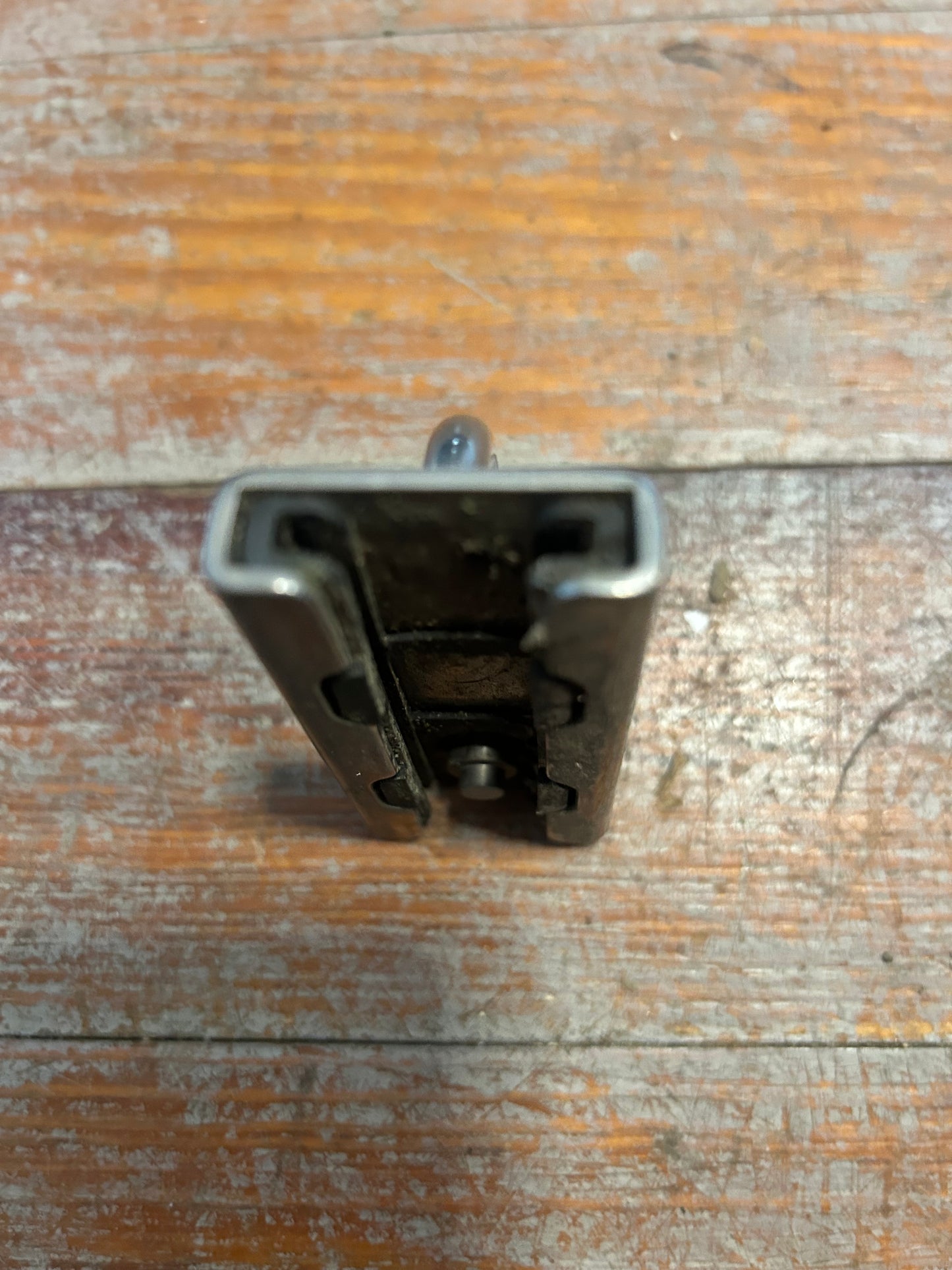 Stainless Steel Track Car w 1" Track and insert with pull top