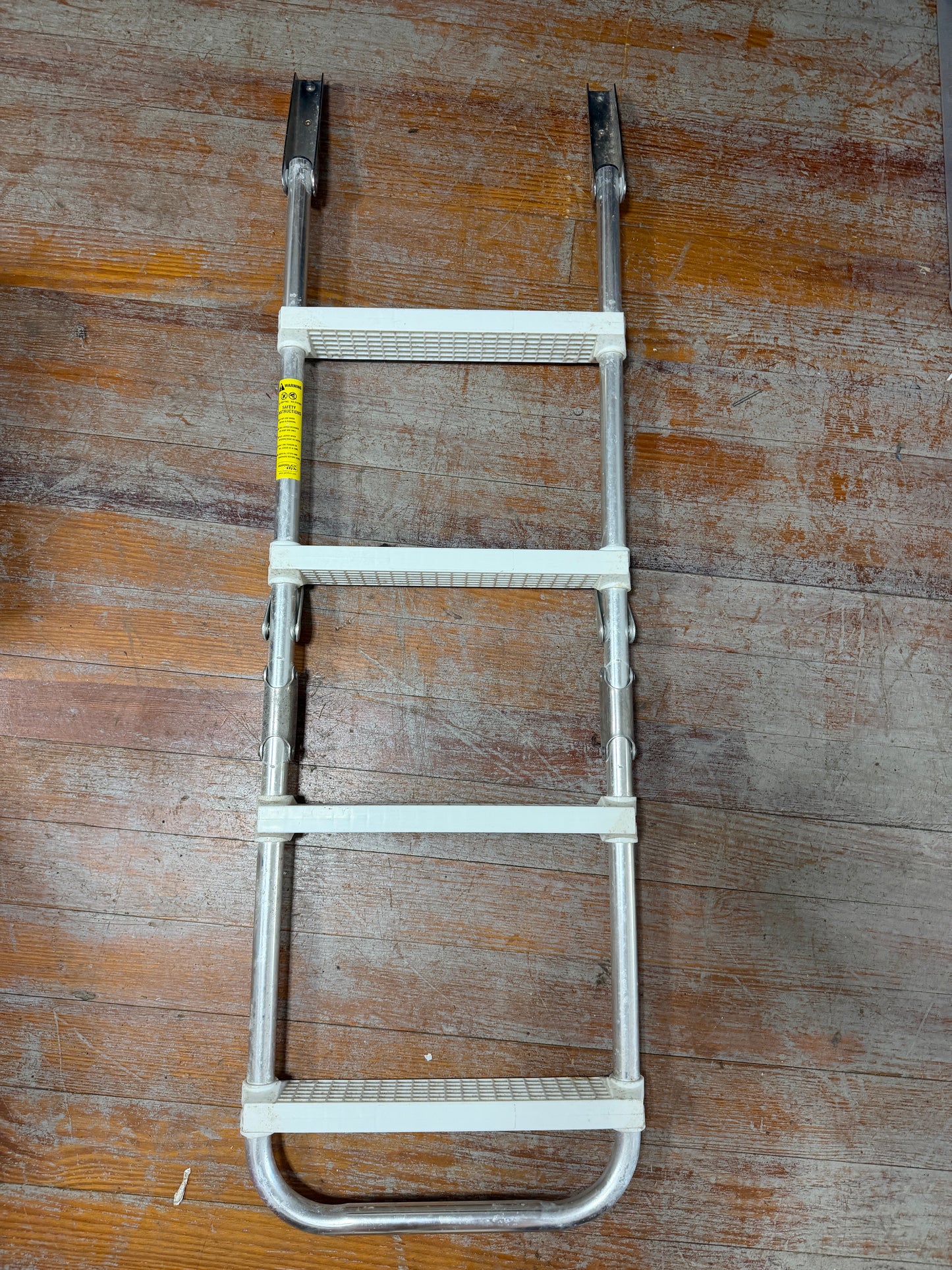 Garelick 4 Step Folding Ladder - 48" Total Length