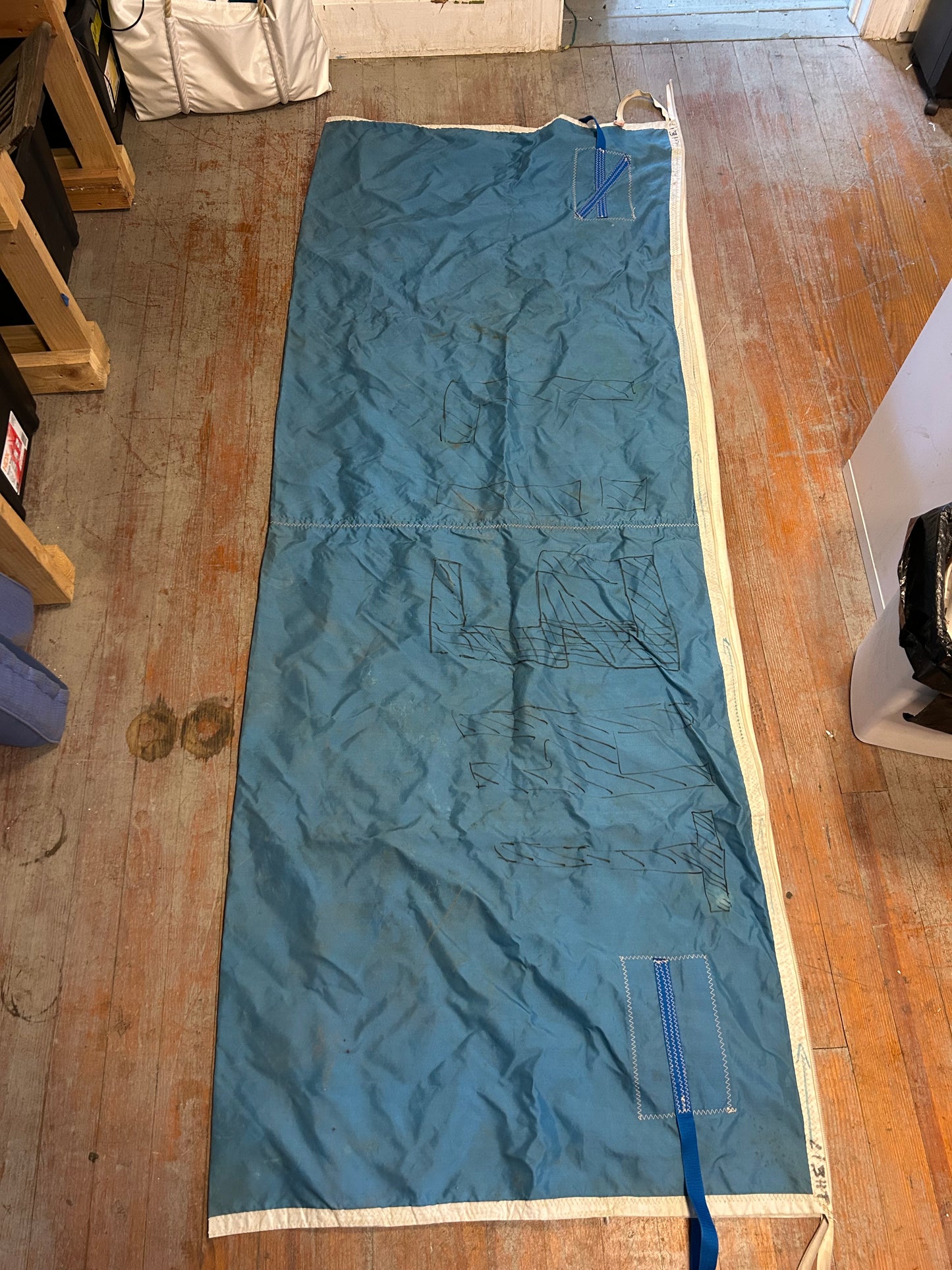 North Sails Blue Sail Storage Bag 8’ x 35” Heavy Duty Zippered Sail Bag Marine