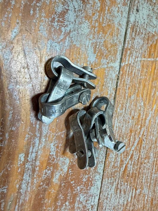 Lot of 7 Stainless Shackles - 1/8" Pin Diameter