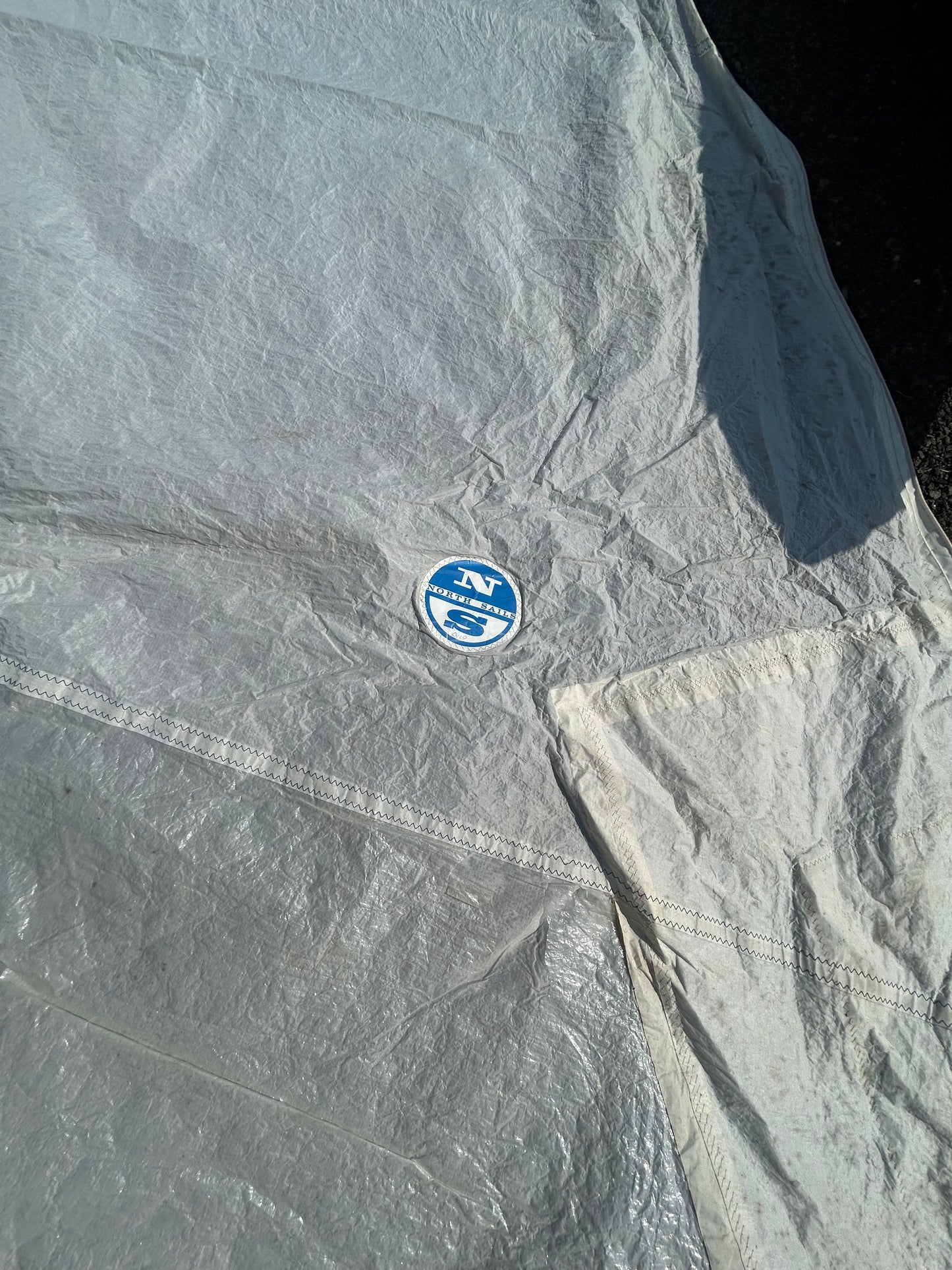 North Sails J-30 Mainsail w/ Sail Bag – Dacron Racing Sail – 33’10” Luff