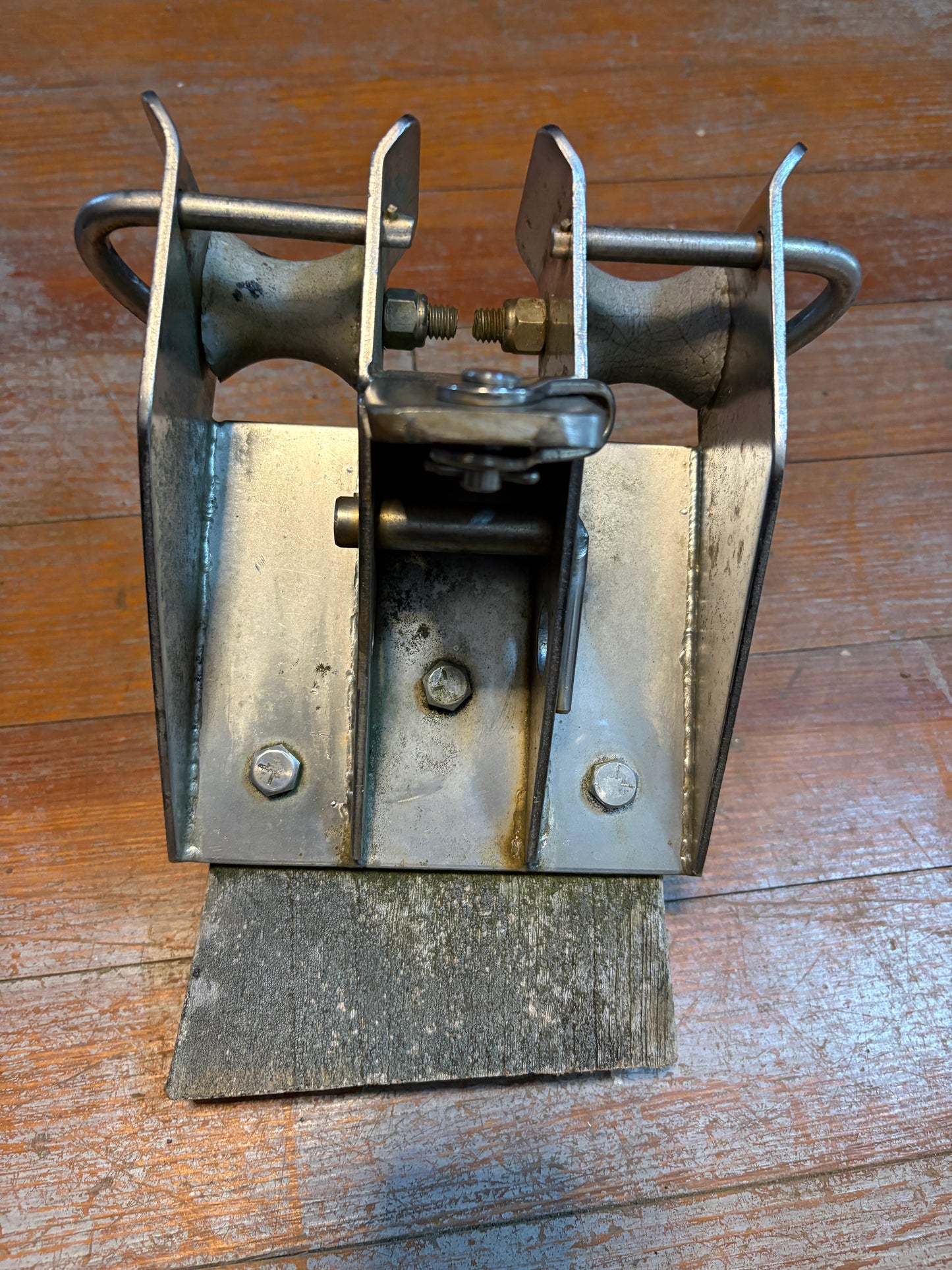 Bow Roller