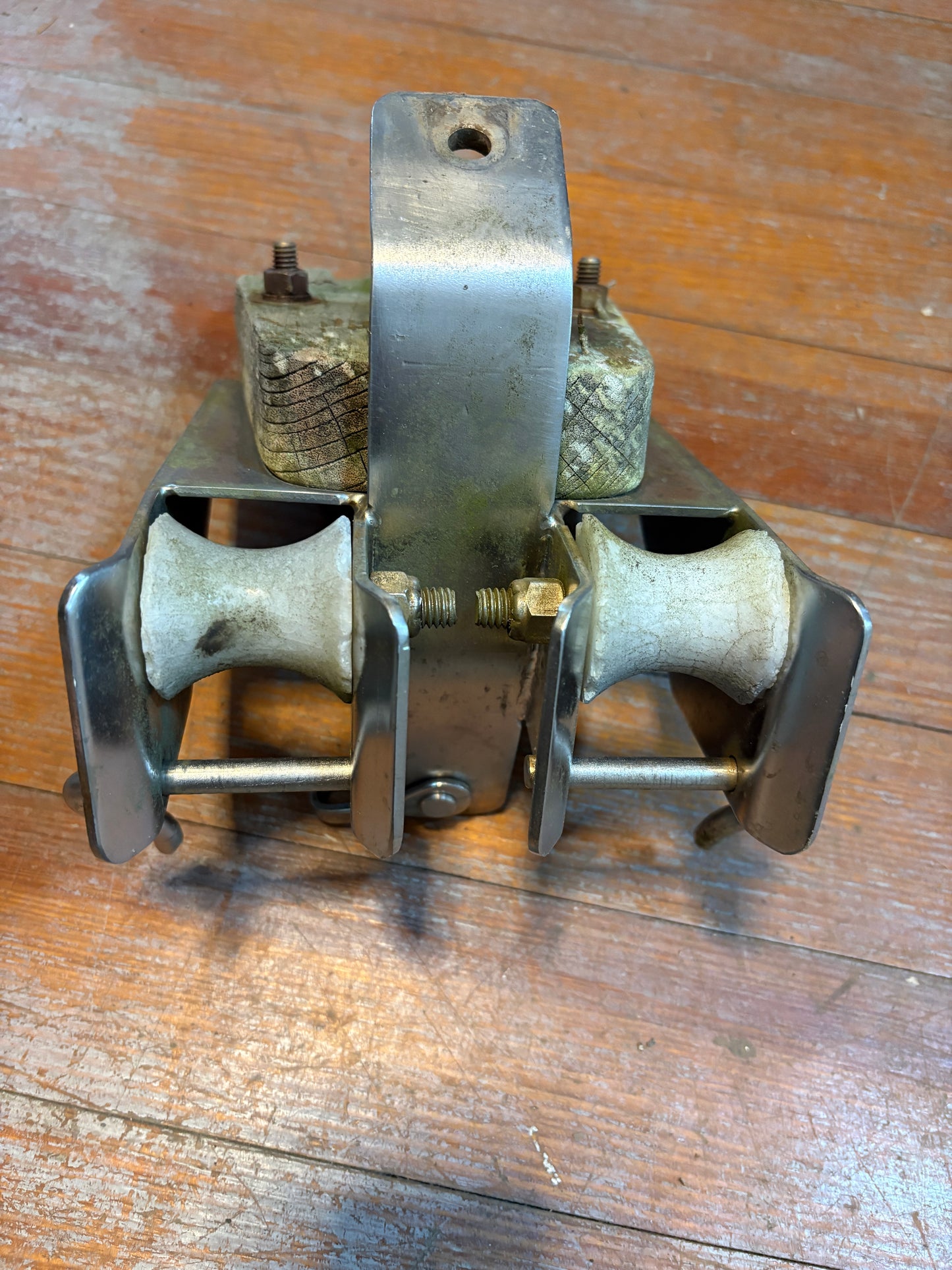 Bow Roller