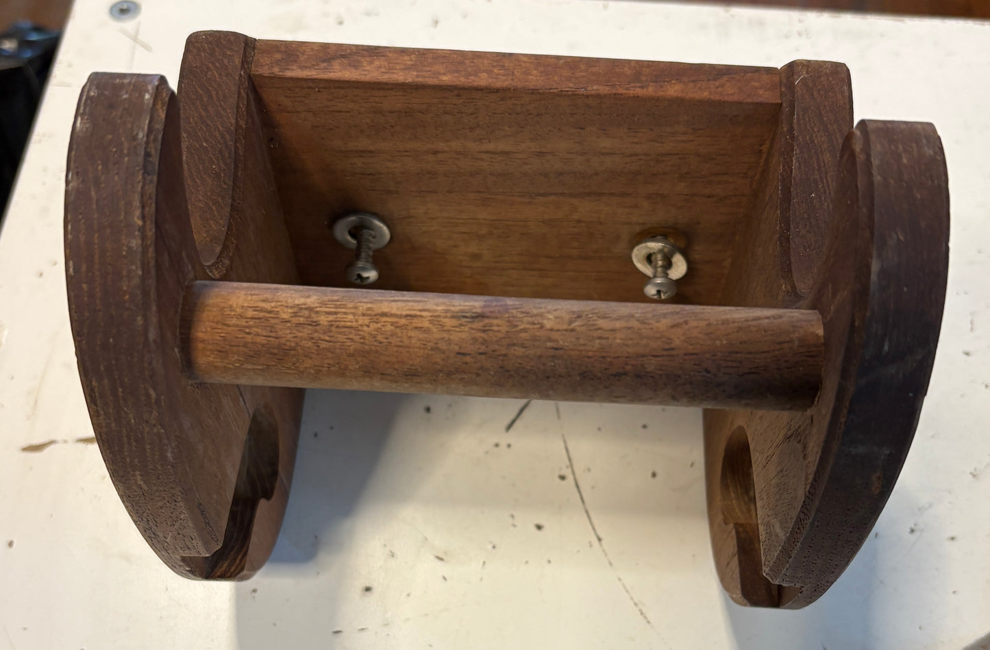 SeaTeak Toilet Tissue Rack