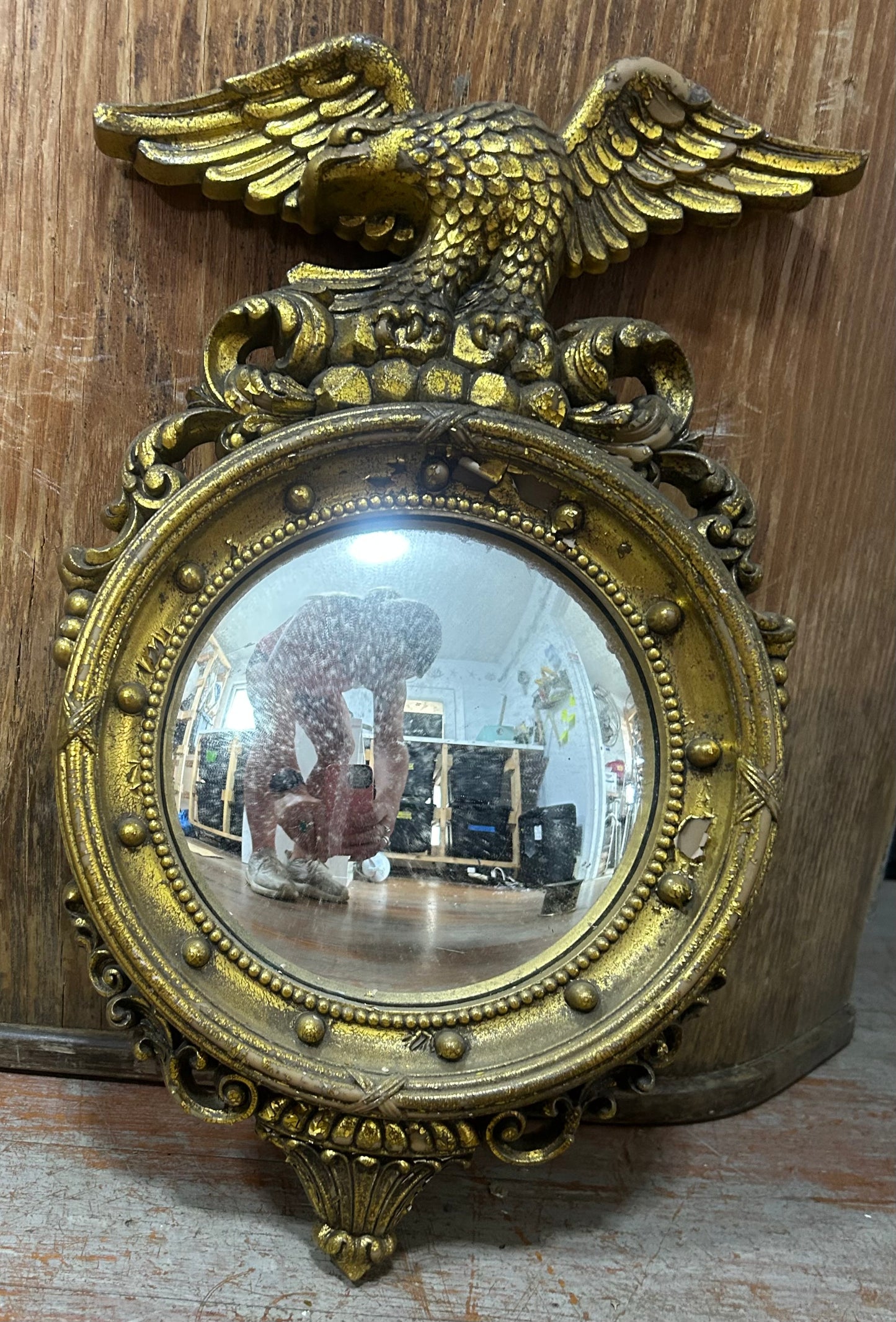 Vintage Syroco Federal Eagle Convex Bullseye Wall Mirror Gold Gilt 16” USA