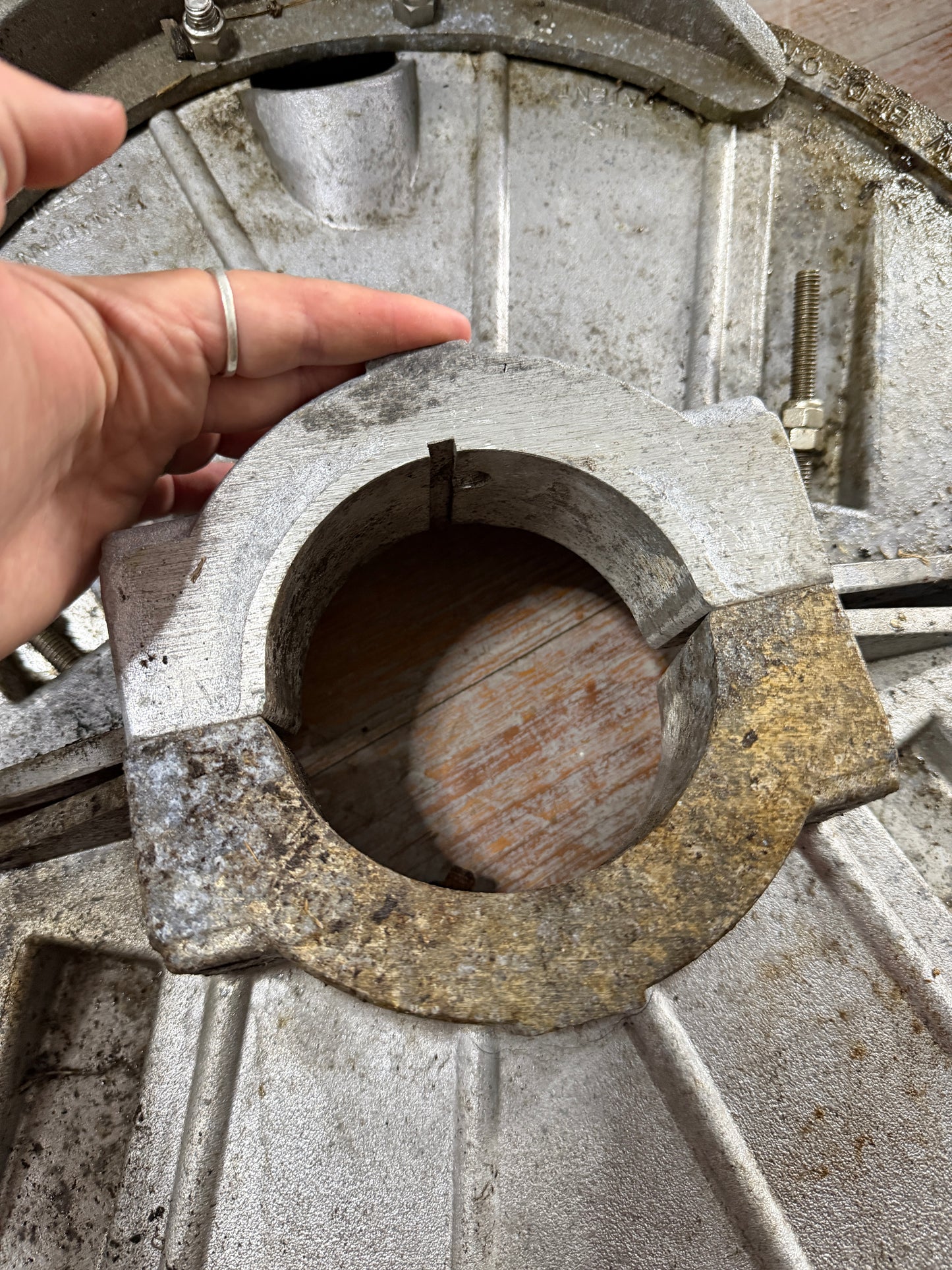 Edson Drive Wheel Quadrant D-83 SIZE 10 - 4" BORE
