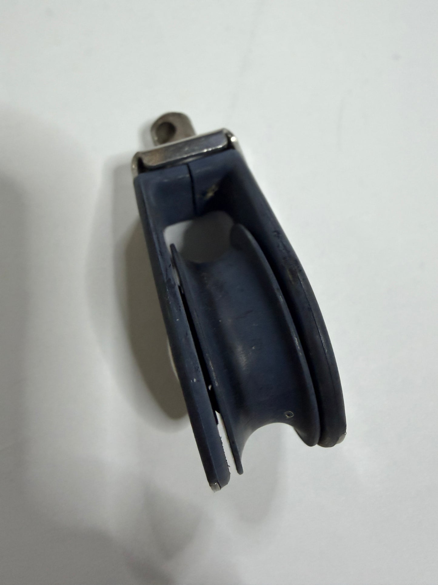 Harken Swivel Single Block 1 1/2” Sheave - 3/8” Line
