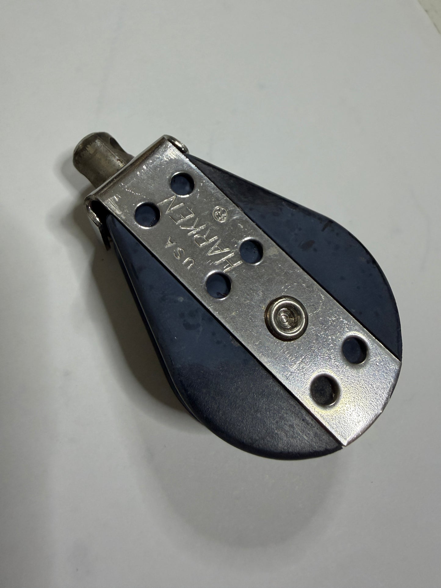 Harken Swivel Single Block 1 1/2” Sheave - 3/8” Line