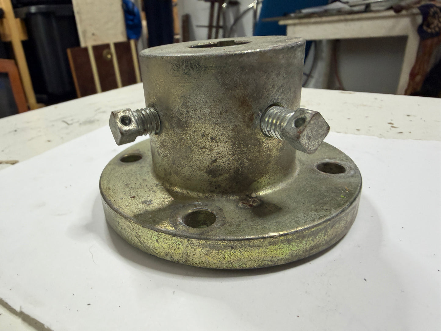 7/8" Keyed Shaft x 4" Flange Cuppling