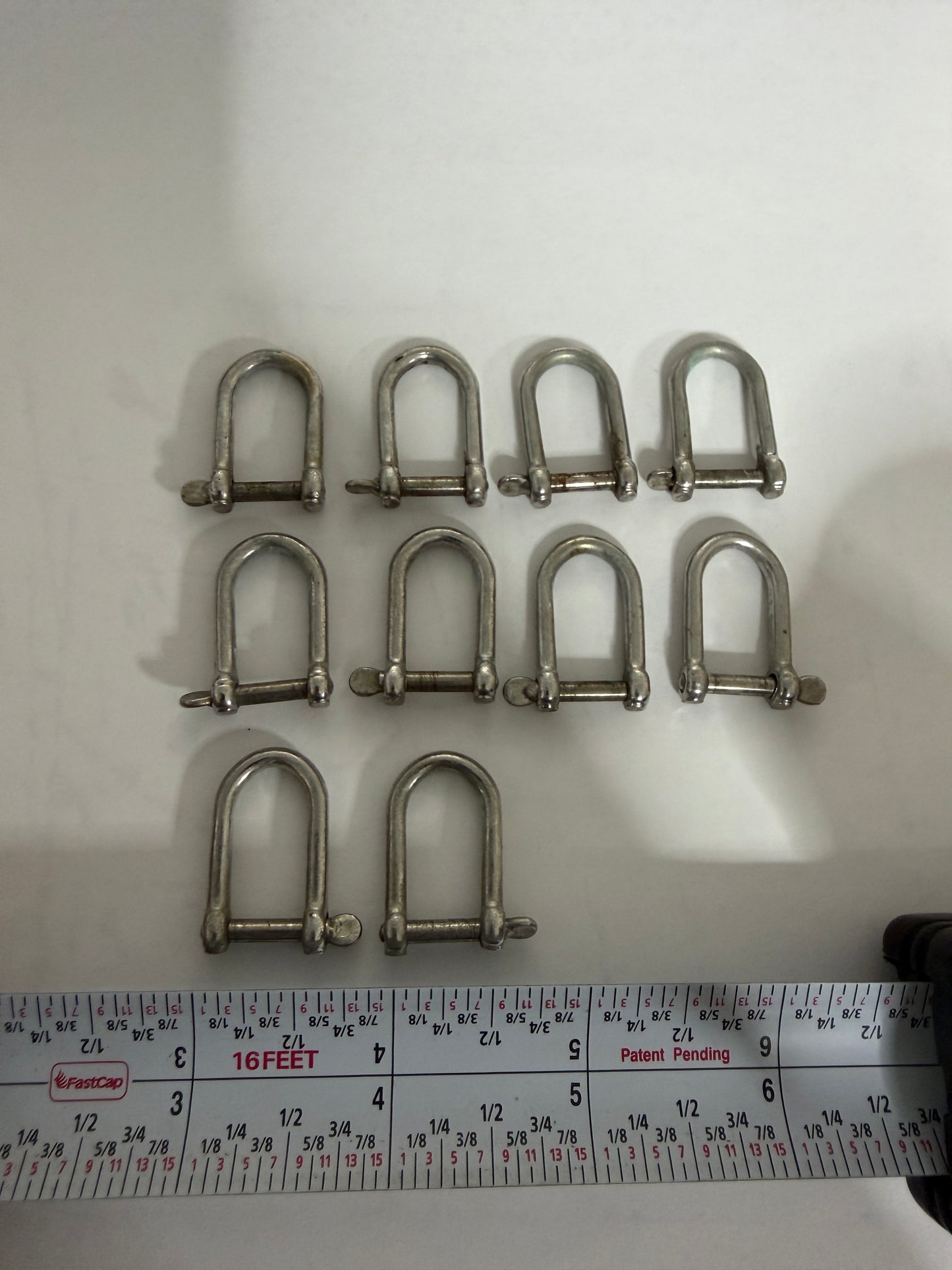 LOT OF 10 - 1/8" Pin Diameter D Shackles