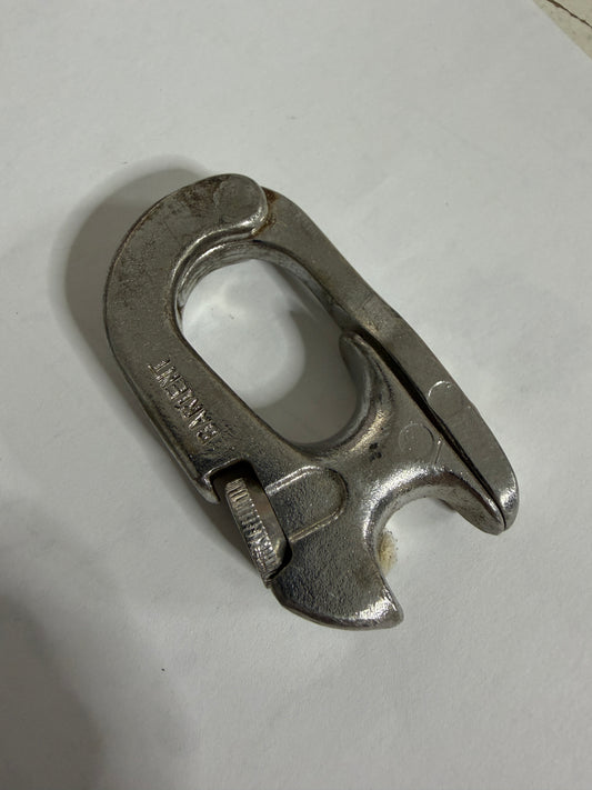 Barient J Lock Shackle - 9/16"