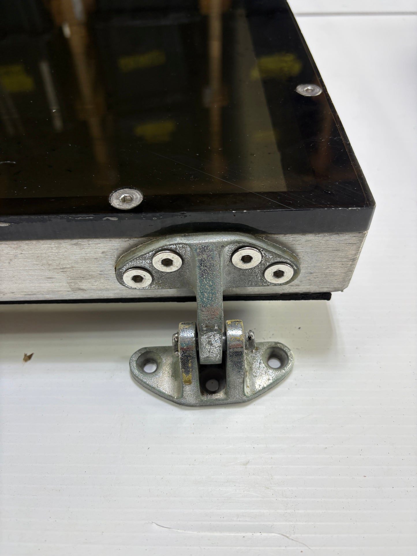 Hatch 31 1/4 x 31" from Ericson 35-2