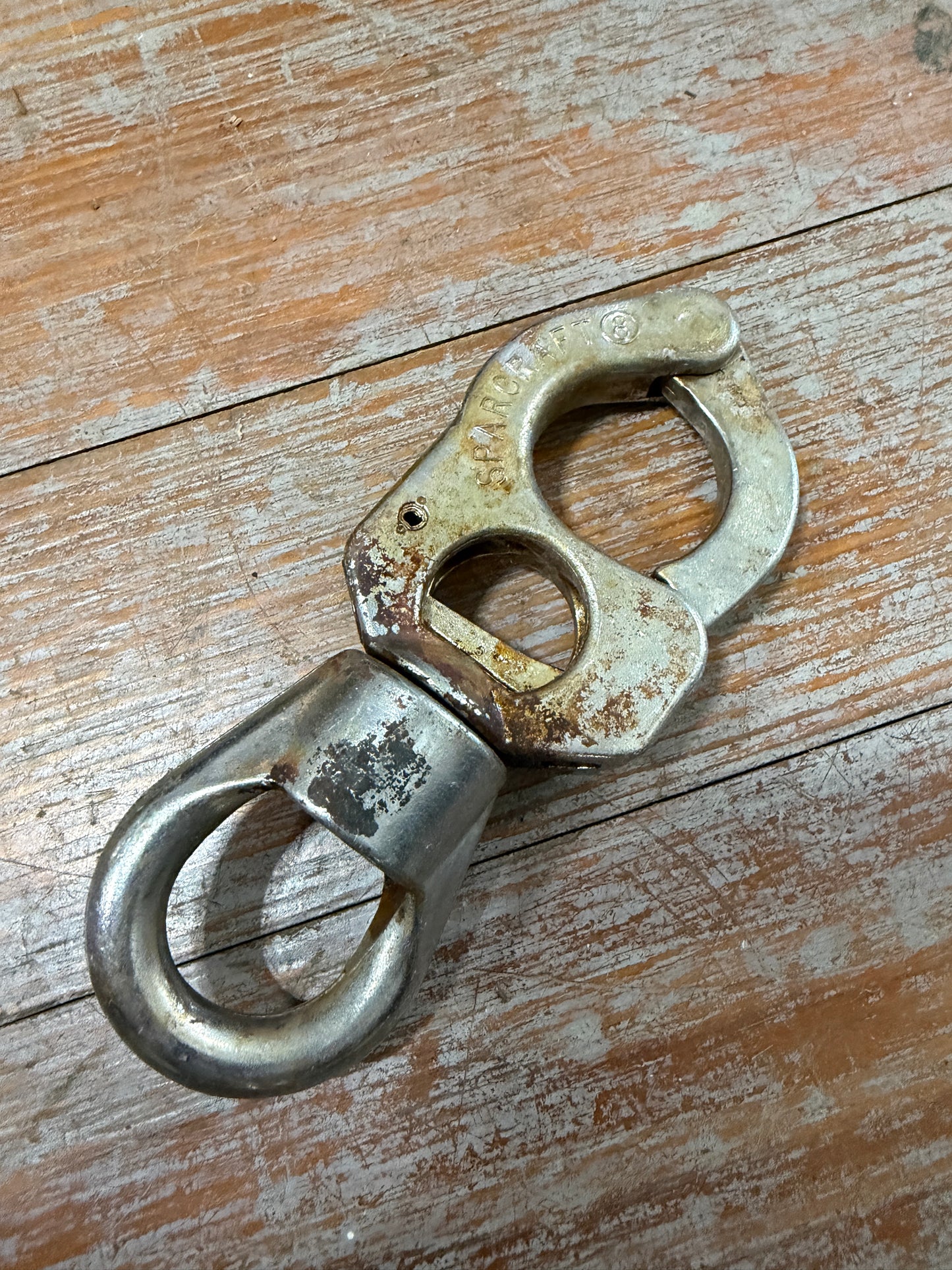 Sparcraft 10 Trigger Snap Shackle - Rusted Look
