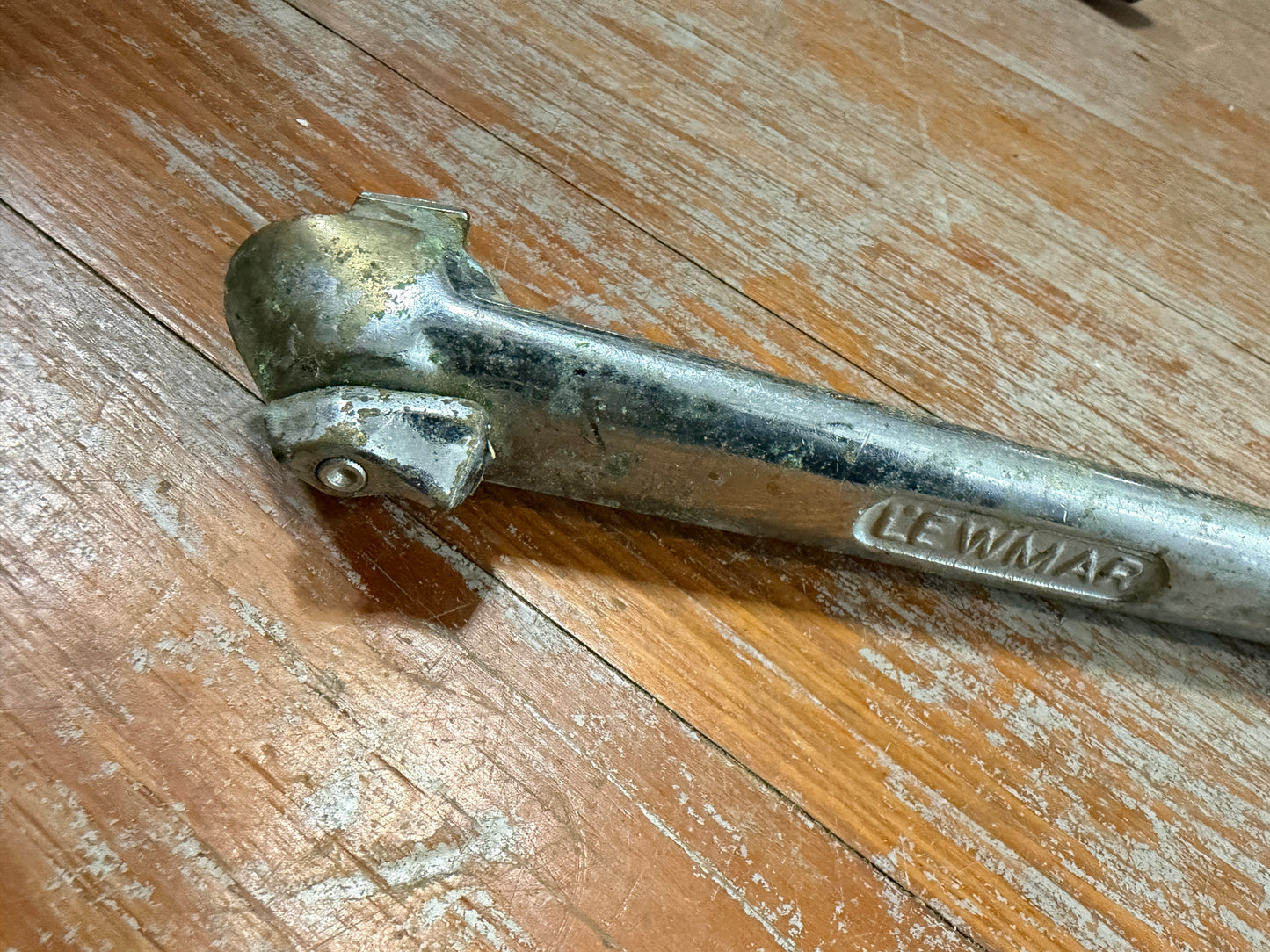 11 1/2" Chromed Bronze Lewmar Locking Winch Handle