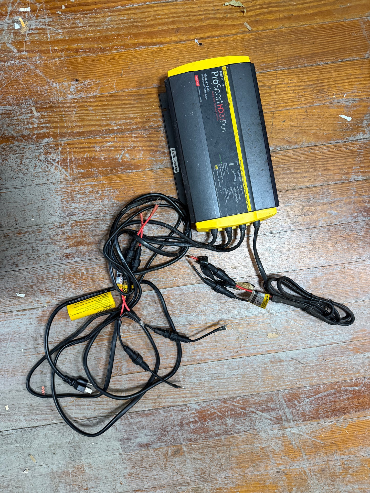 ProMariner ProSport HD20 20 Amp 2 Bank On Board Marine Battery Charger - Serial # FPW100308C