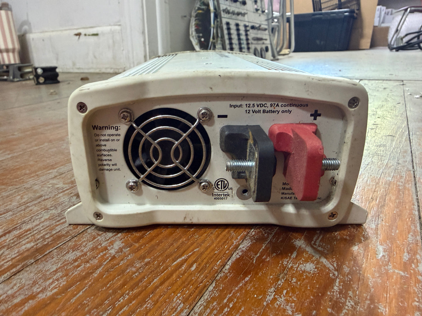 KISAE Power Inverter - 1000W - MODEL SW1210