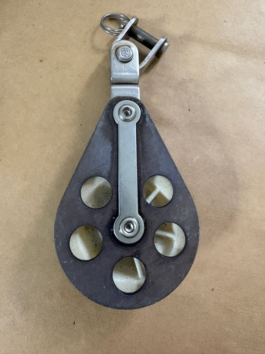 Schaefer Swivel Block 2" Sheave 7/16" line