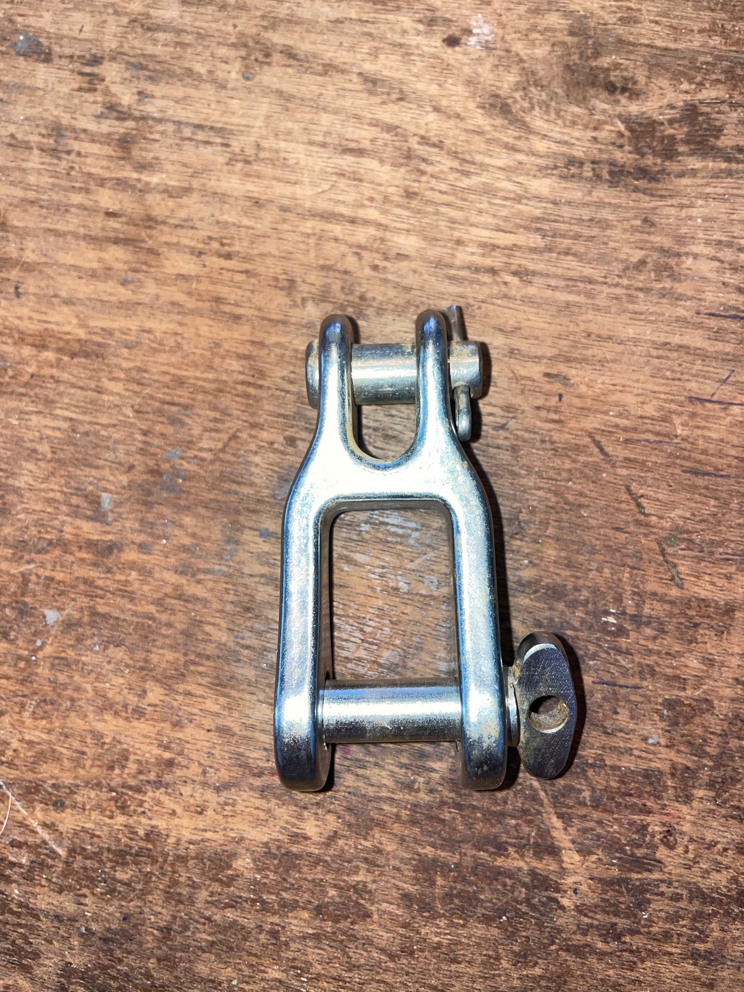 Schaefer SS 3/8” Top - 3/4” Bottom Width Shackle