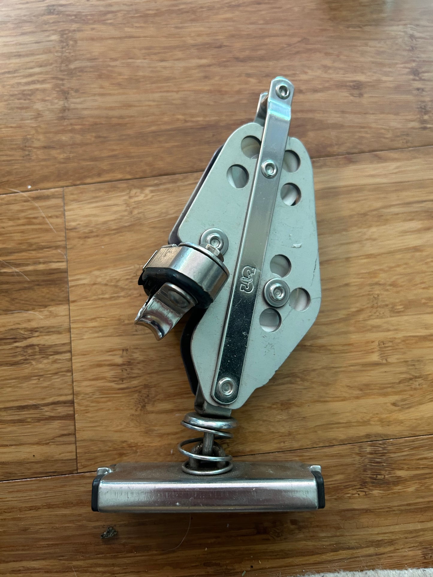 Schaefer Stainless Fiddle Block Cam Cleat Track Car 1-3/8” Sheaves 7/8” Track