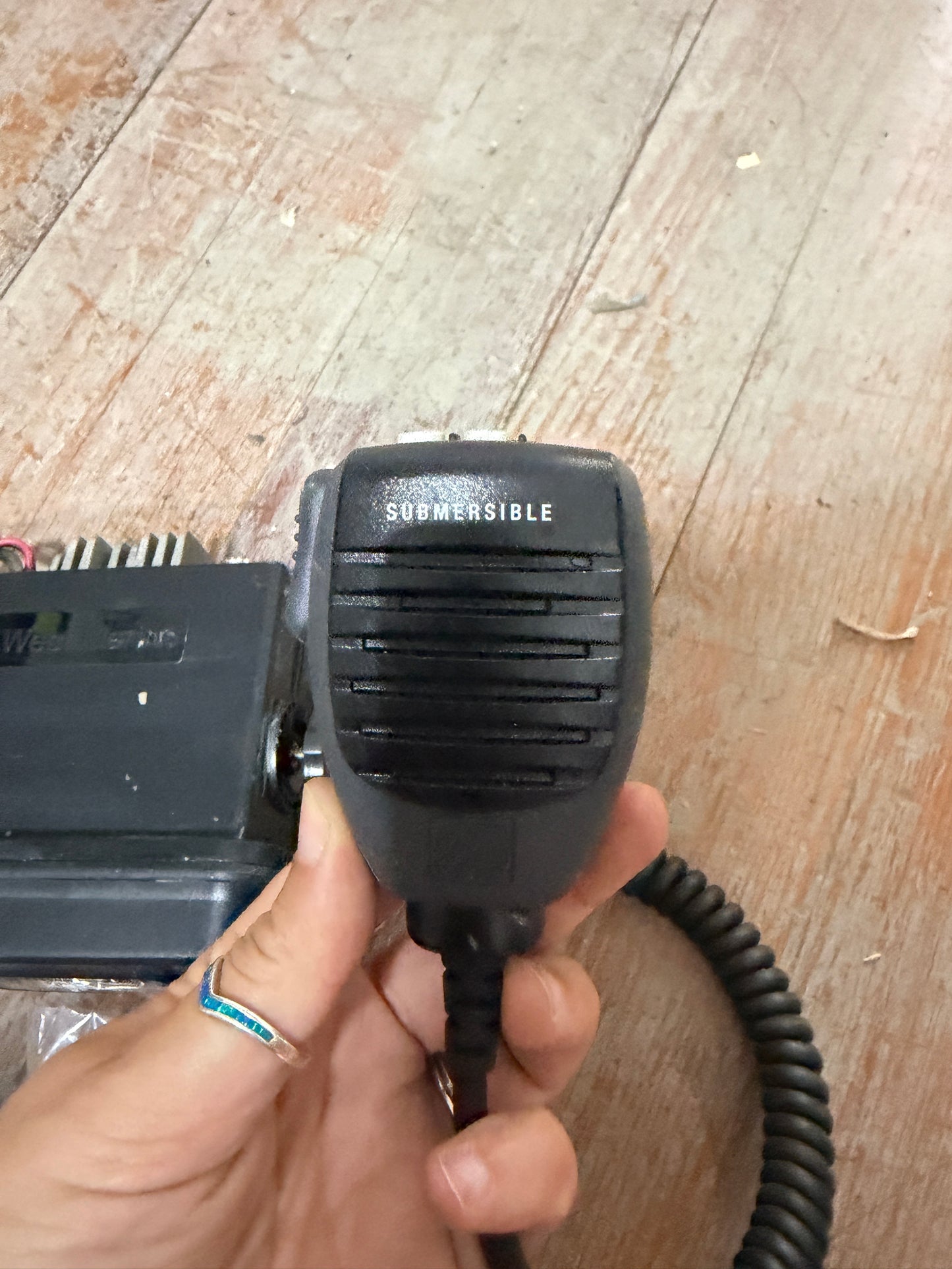 West Marine Radio MODEL:VHF580BK