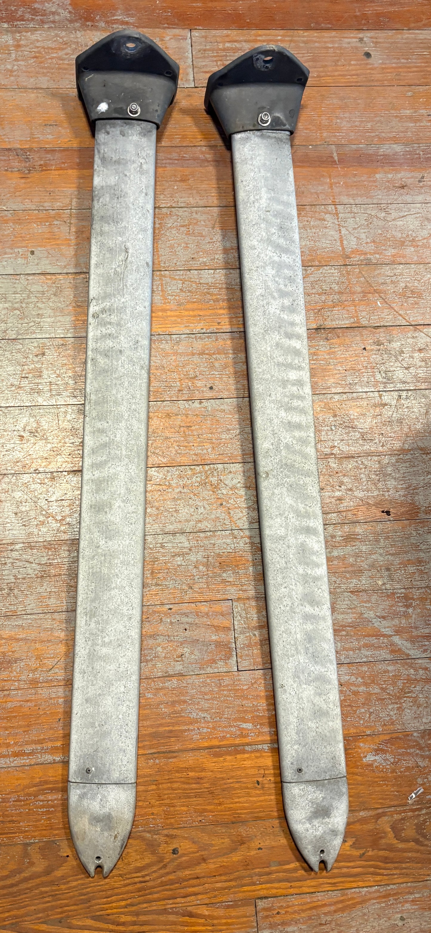 Aluminum Spreaders from Newport 30