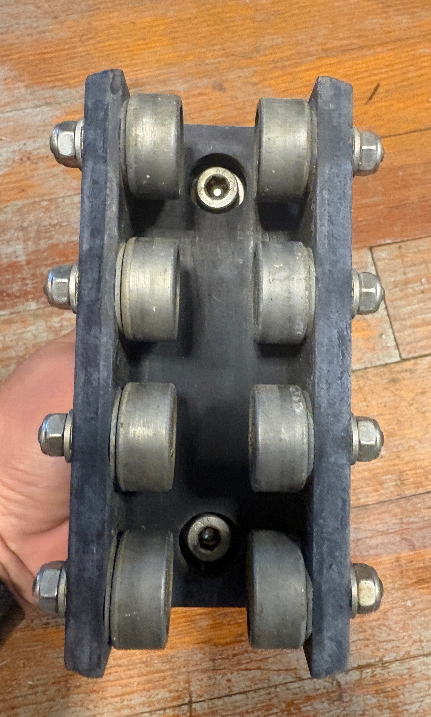 Lewmar Traveler / Track Car for 1 1/2" track with Ronstan Block
