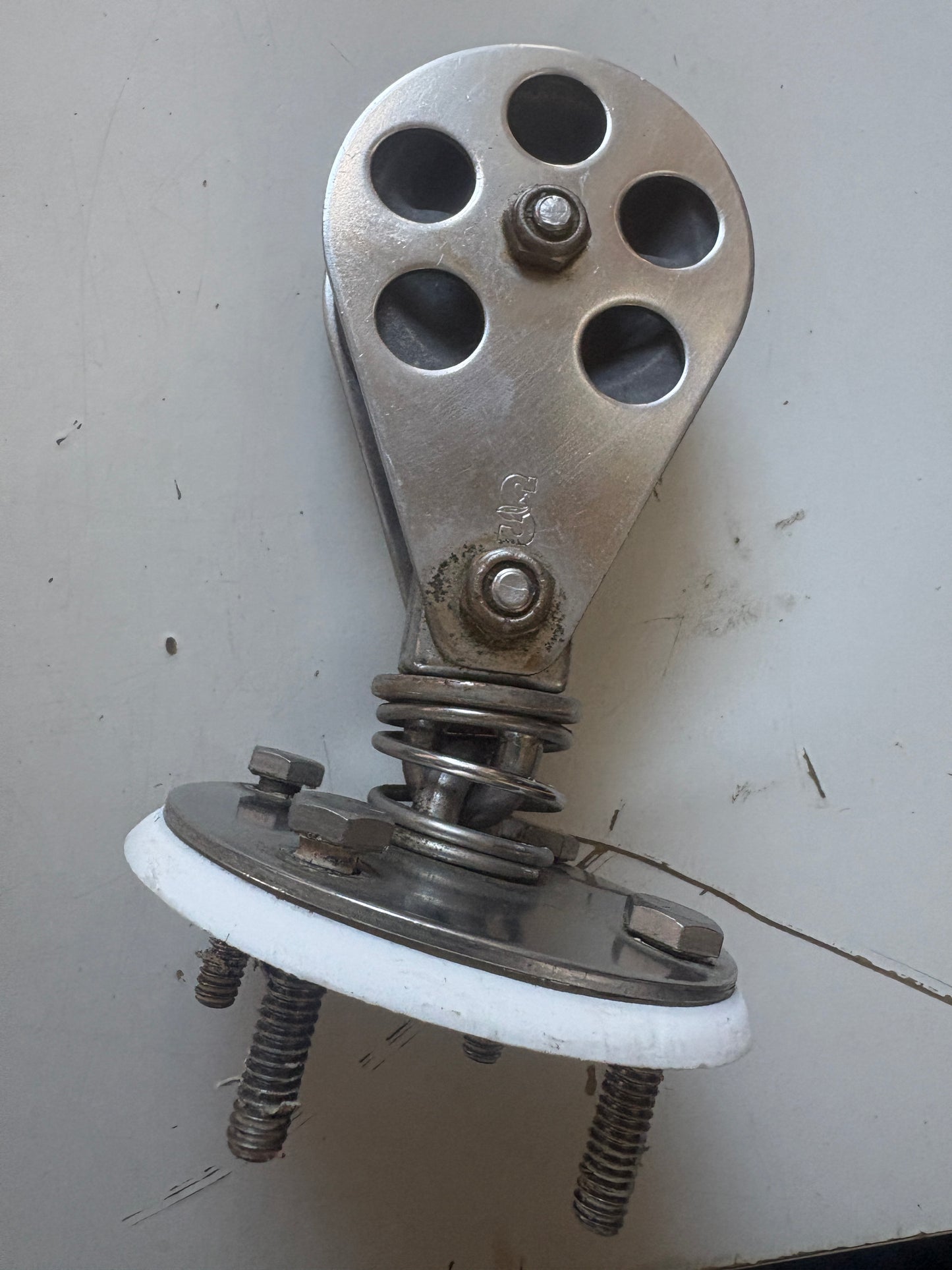 Schaefer Spring Loaded Standing Block with Wire Sheave 2 3/8"  and 1/4" Wire