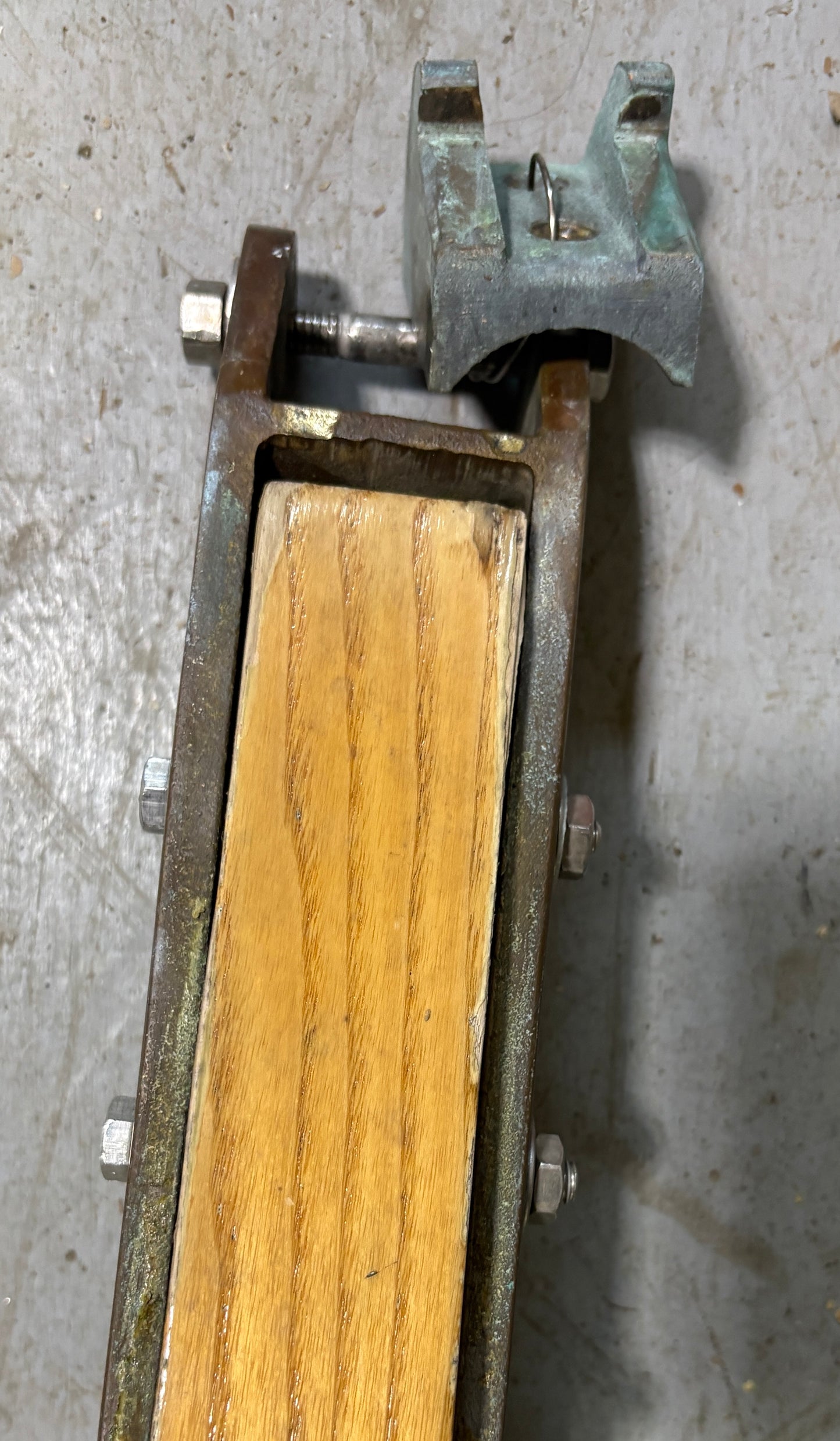 Tiller from Viking 33, 51"