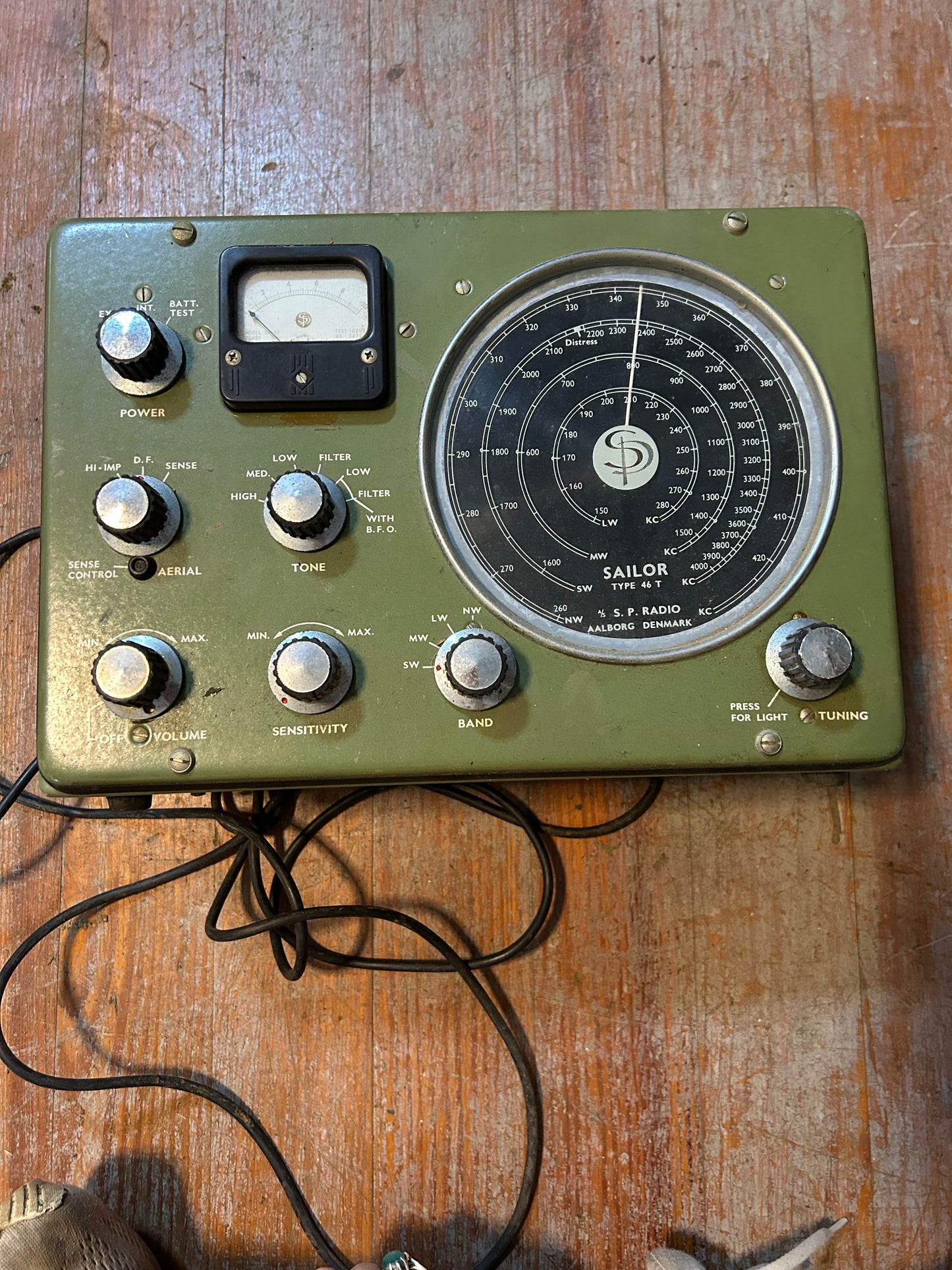 Sailor Type 46T Marine Radio Direction Finder RDF Receiver w/ Direction Finding Antenna S.P. Radio