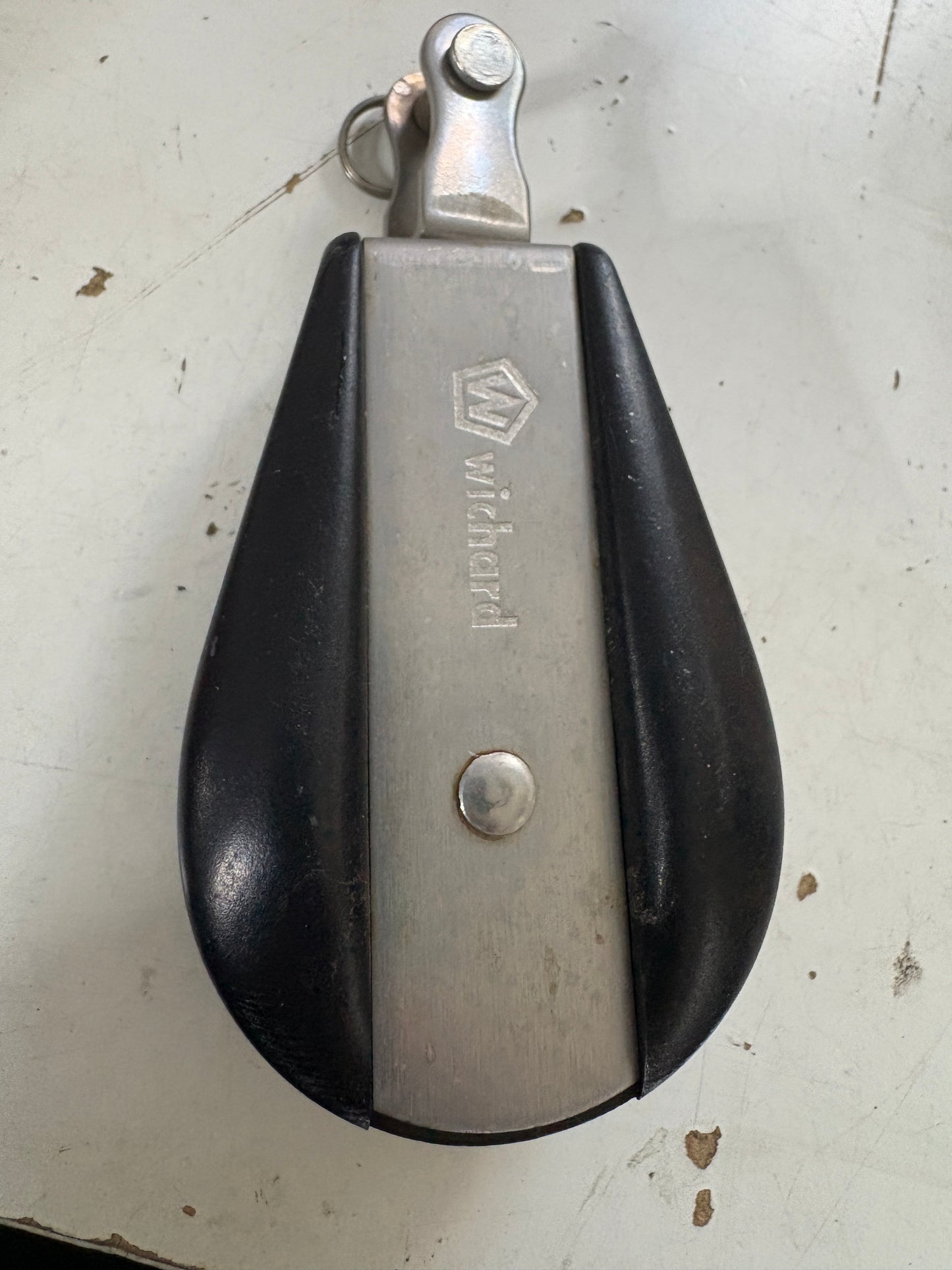 Wichard Swivel Block 2 1/4" Sheave and 3/8" Line