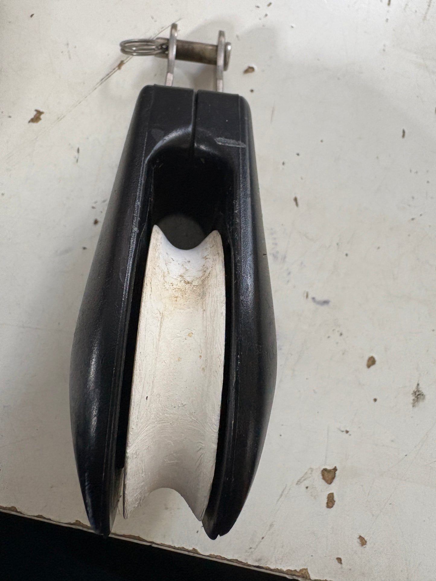 Wichard Swivel Block 2 1/4" Sheave and 3/8" Line