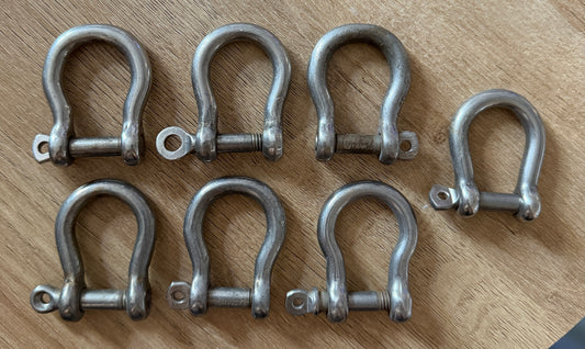 LOT of 7 Bow Shackles - 5/16" Pin Diameter x 11/16" Width