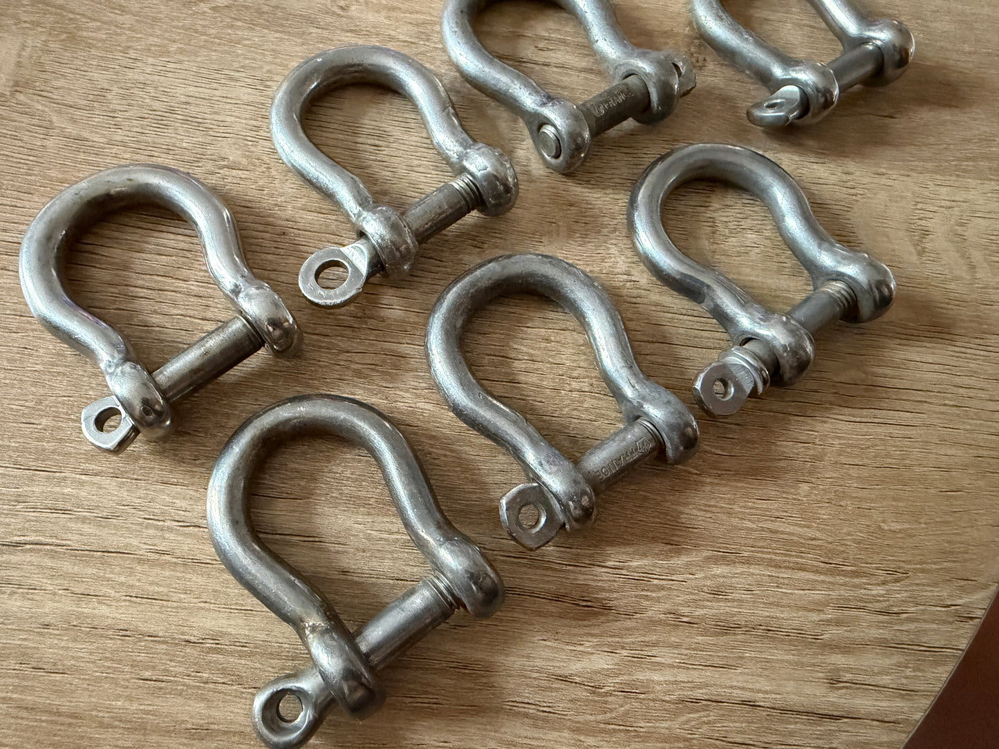 LOT of 7 Bow Shackles - 5/16" Pin Diameter x 11/16" Width