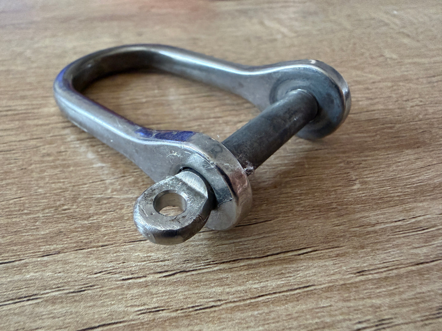 Large D Shackle - 5/16" Pin Diameter x 1 3/16" Width