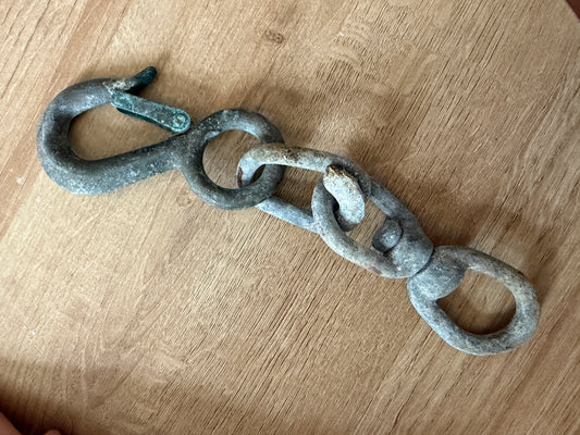 Large Bronzed Clip With Galvanized Swivel