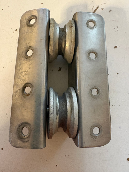 Mast Double Exit Block 4" long