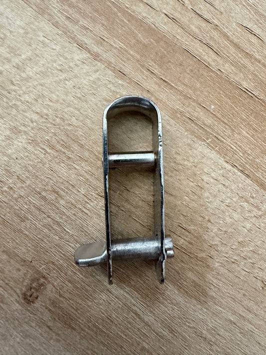 FICO Halyard Shackle FG14 - 1/4" Pin Diameter x 1/2" Width