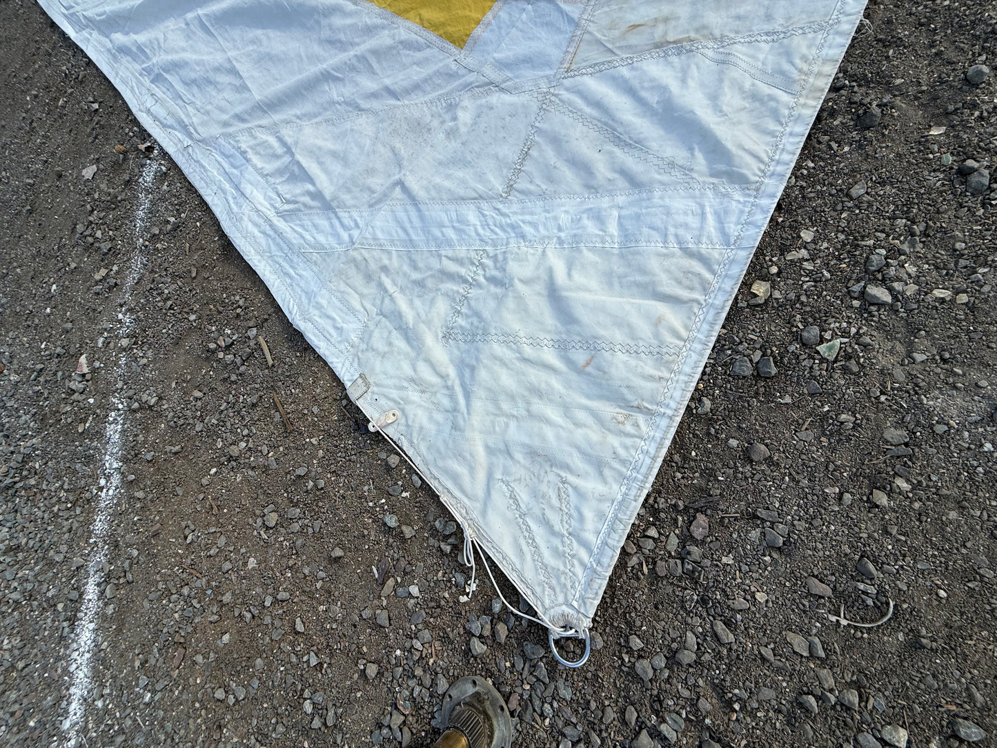 Rainbow Jib - 40'3" x 39'6" x 24'2"