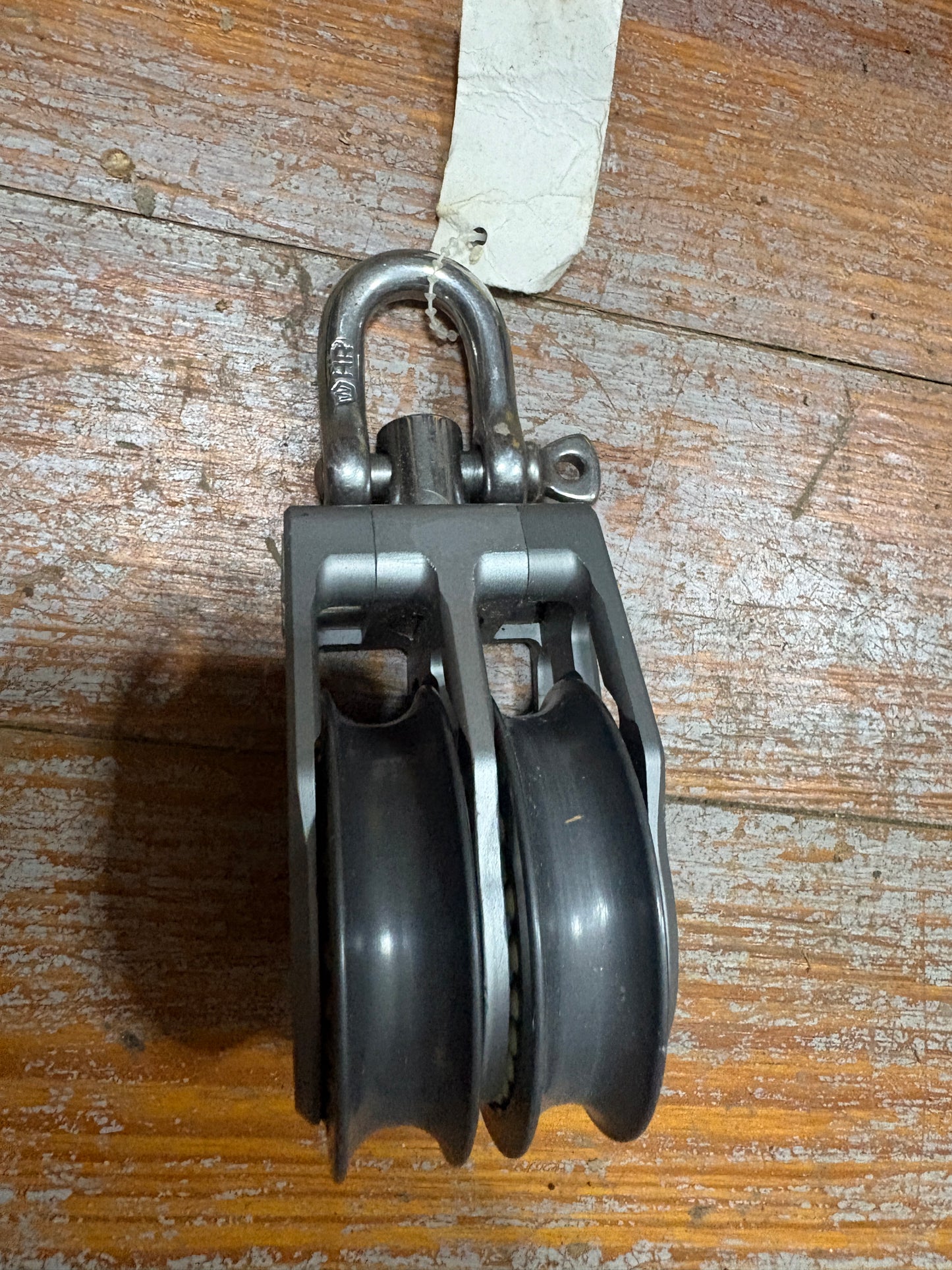 Lewmar 60R Fixed Double Block with HR Shackle