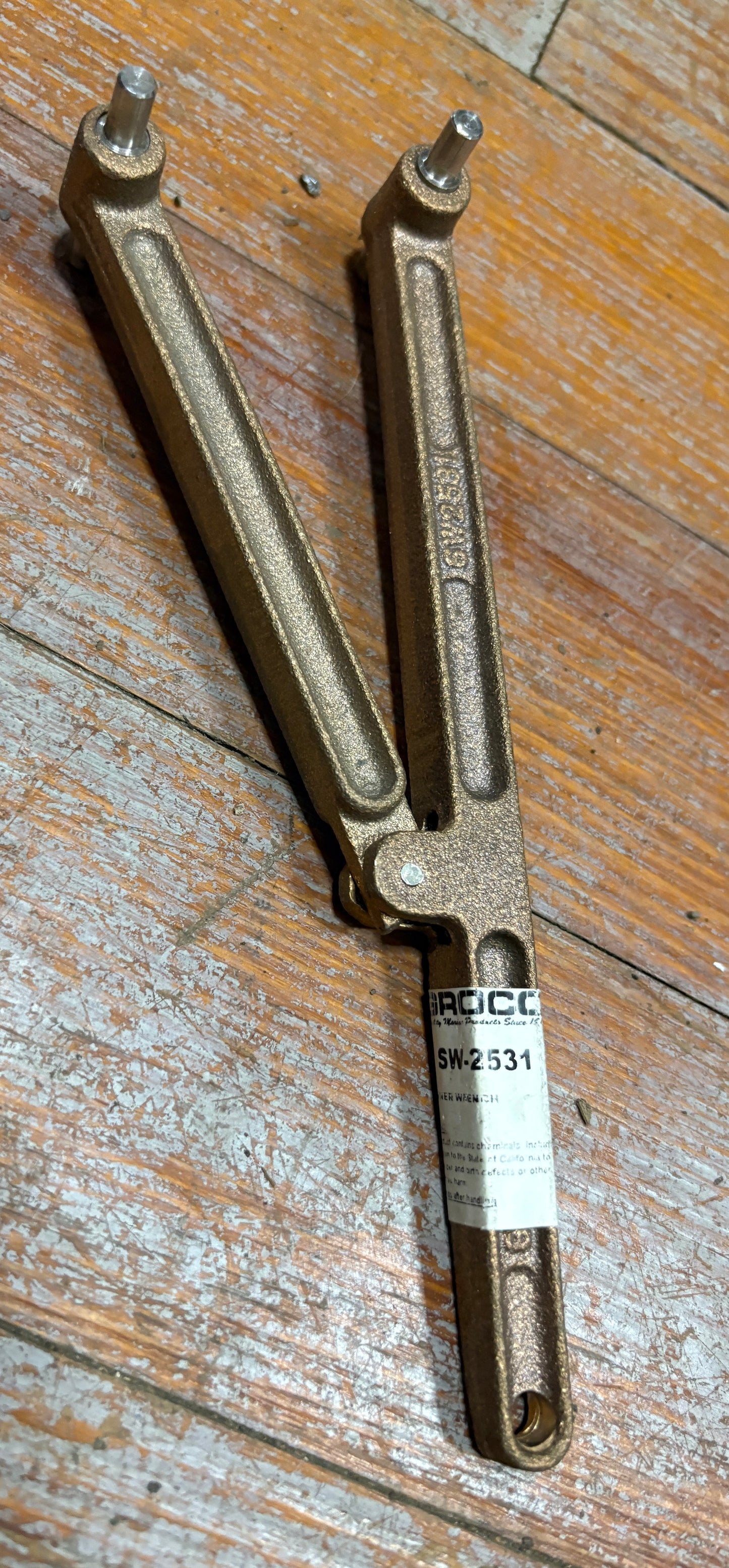 Groco  SW-2531 Wrenchdeck Plate Key Wrench