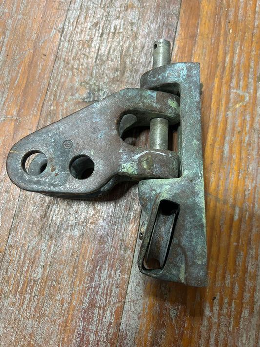 1 1/4” Sheave -Bronze gooseneck
