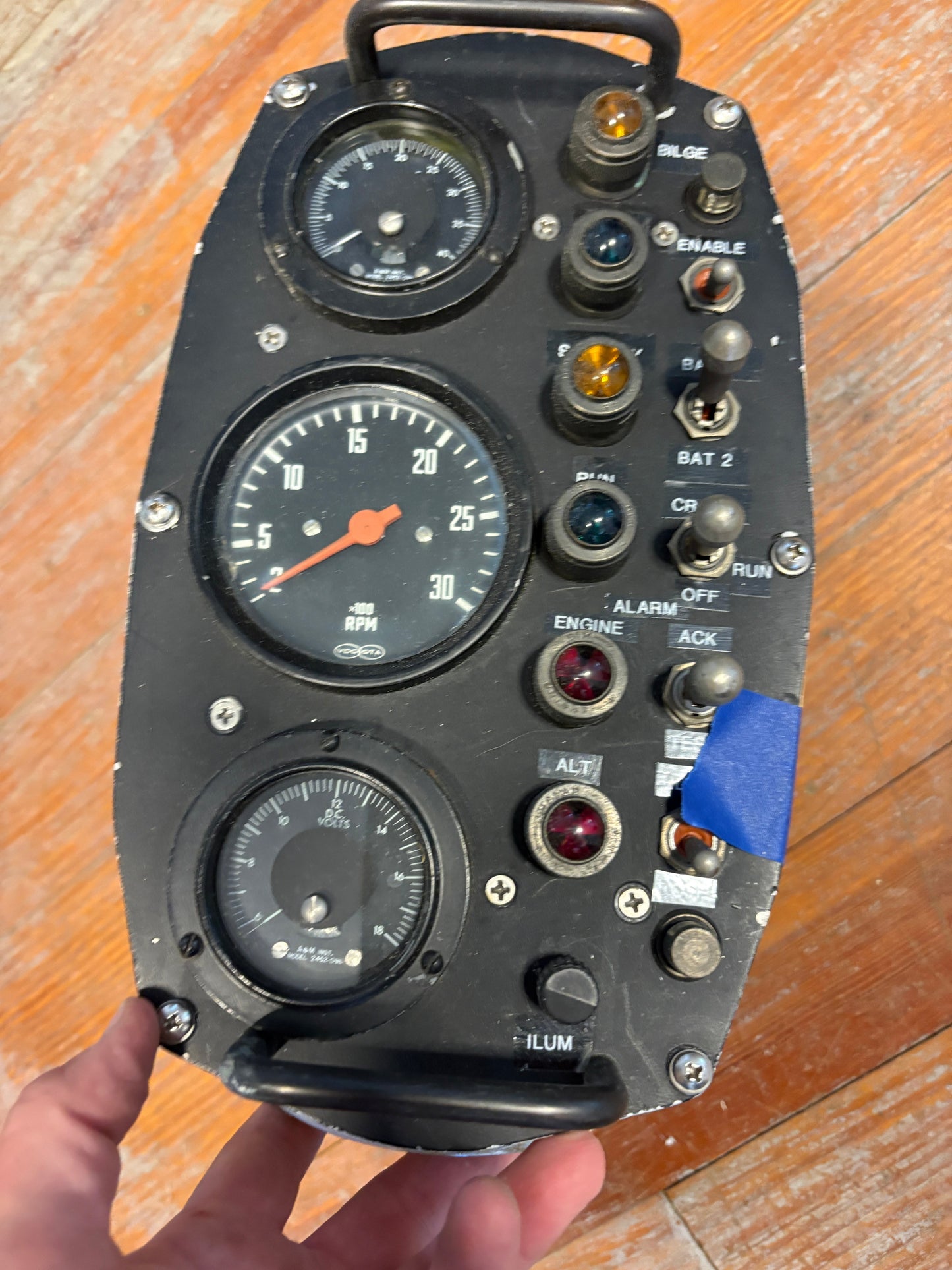 Edson POD with Engine Controls and Gauges