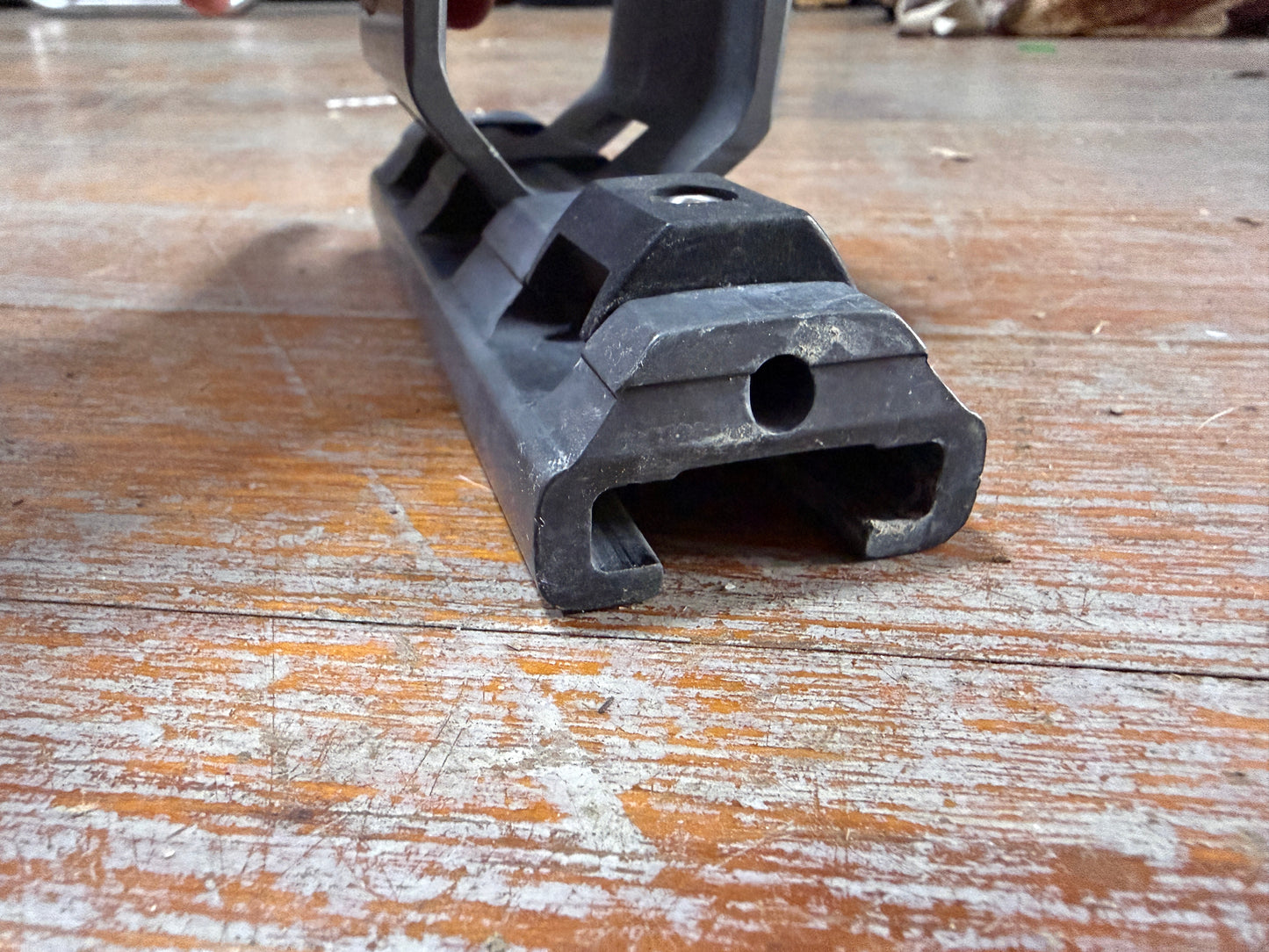 Ronstan Sheet Block / Track Car - 1 3/8" Track - Missing Slides