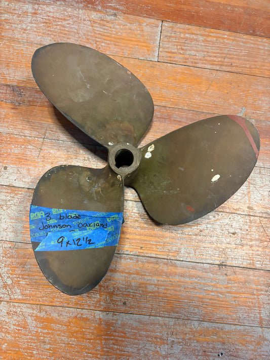 Johnson Oakland 3 Blade 14" with severe pitch  RH