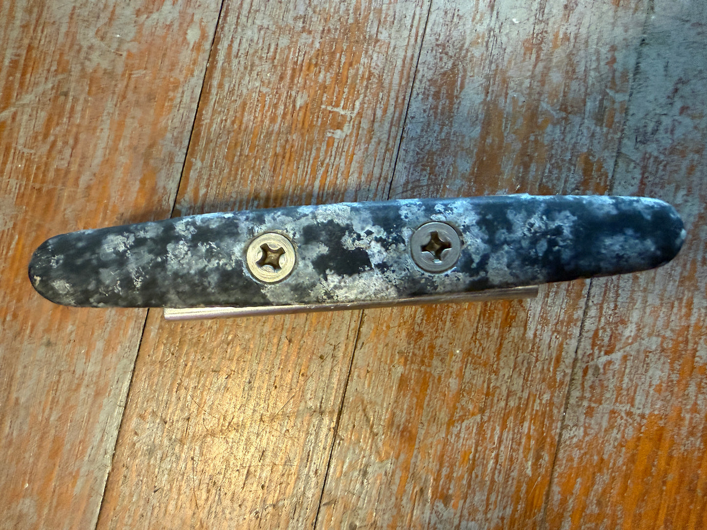 1 3/8" Track Cleat - 7 7/8" Length - Screw Top Stuck