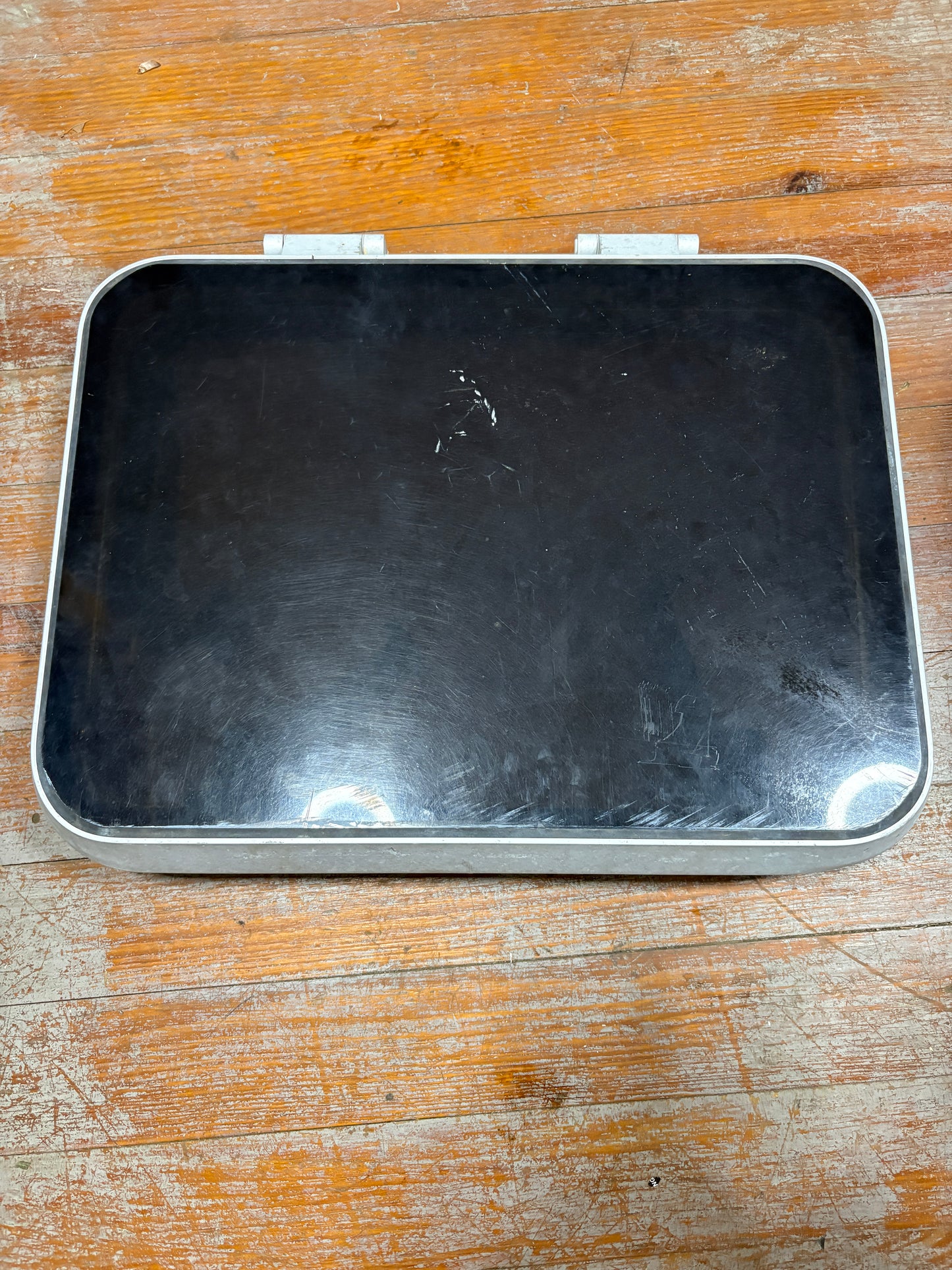 Hatch 20 1/4 x 15 1/8 outside dimension