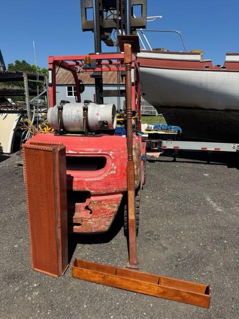 Downeaster 38 Interior Table - With Pole & Overhead Storage -- #40