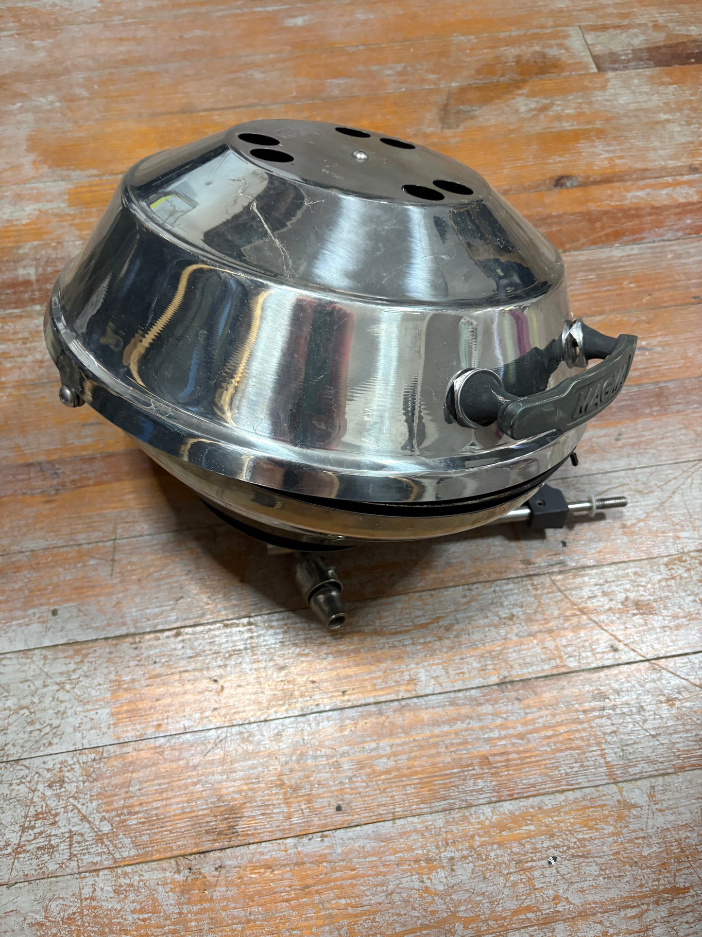 Magma Grill with rail attachment